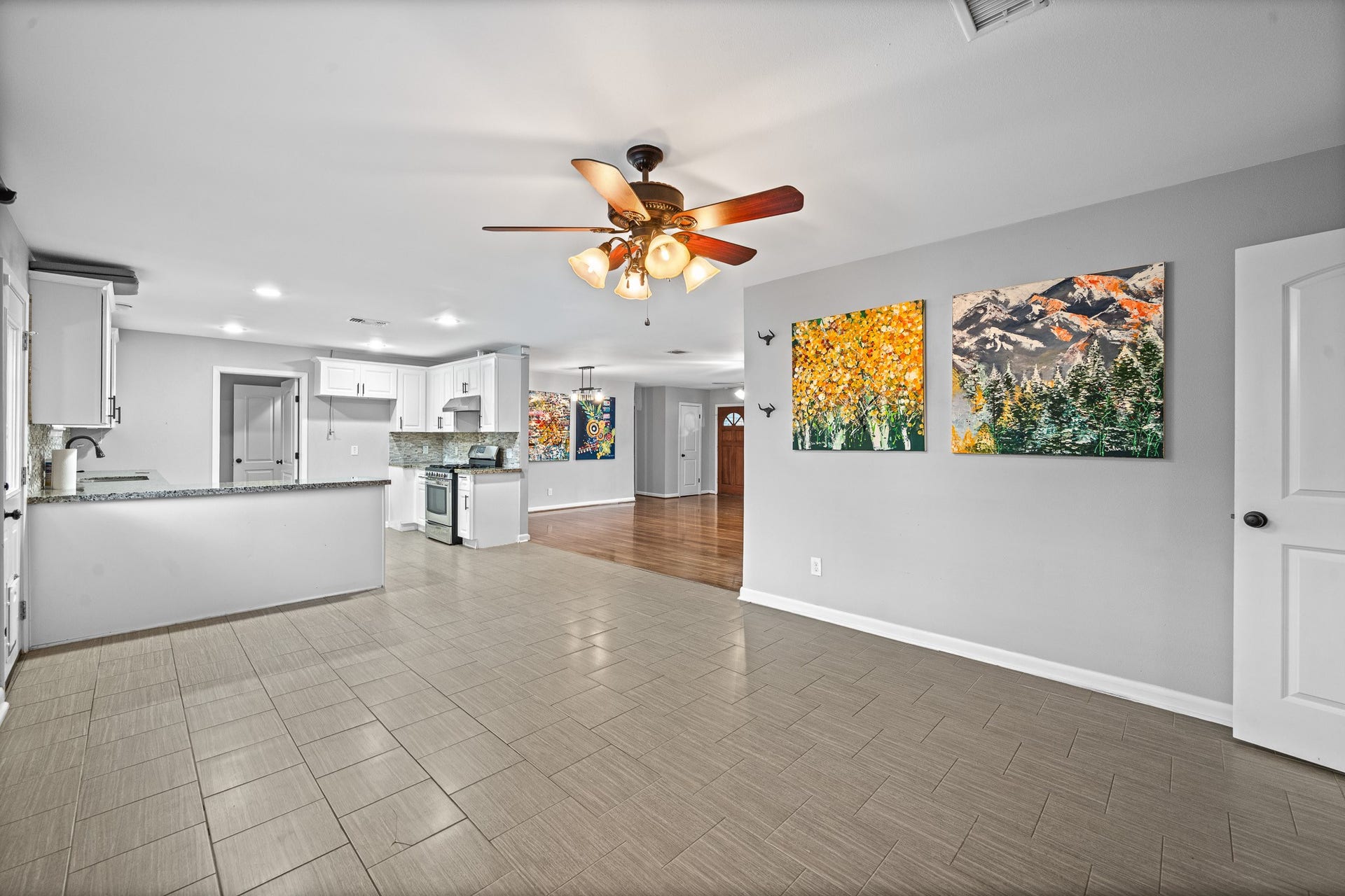 5606 Warm Springs Road, Houston, TX 77035 5606 Warm Springs Road, Houston, TX 77035