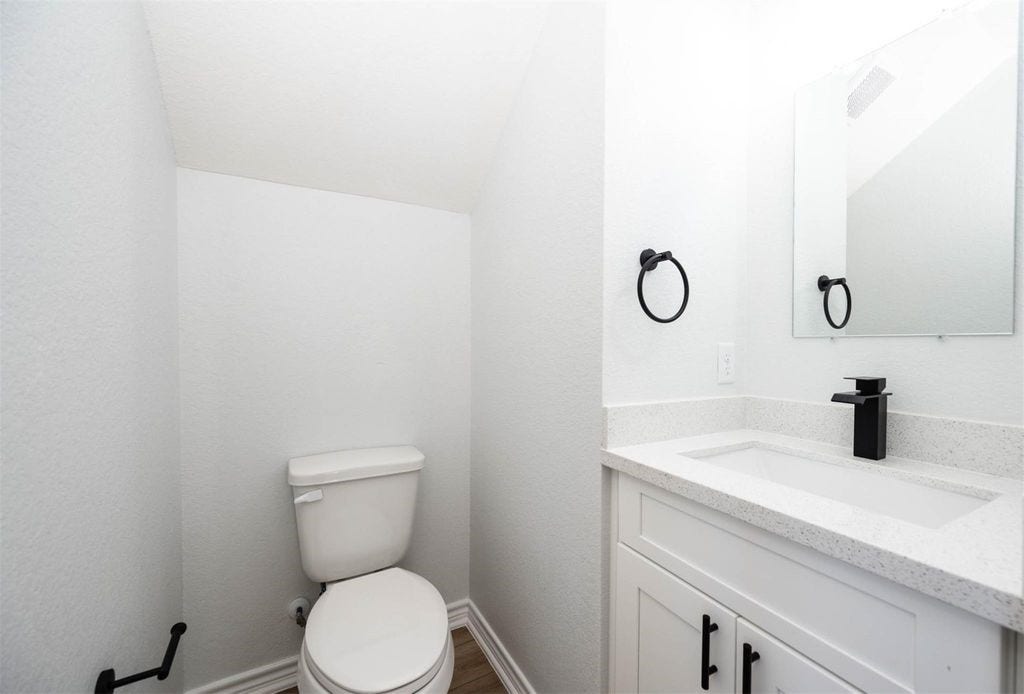 2018 Hampton A Street, #A, Houston, TX 77088 Downstairs half bath.