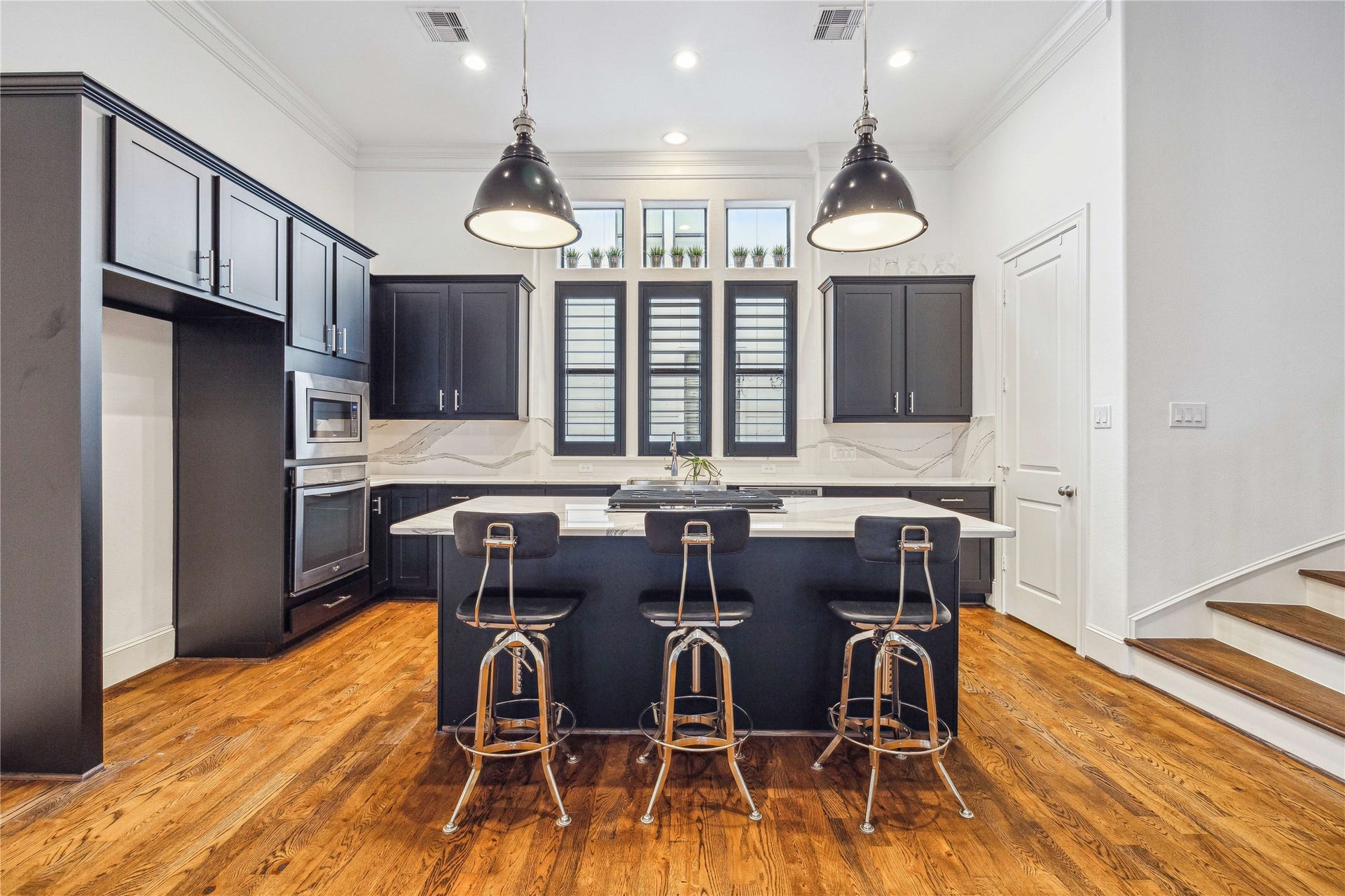 1839 Dart Street, Houston, TX 77007