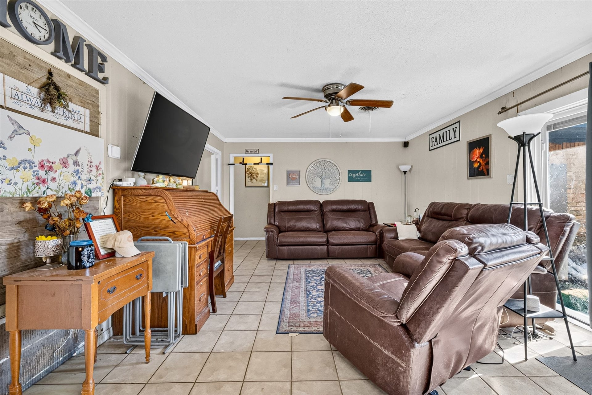 2230 Woodwind Way, League City, TX 77573 2230 Woodwind Way, League City, TX 77573