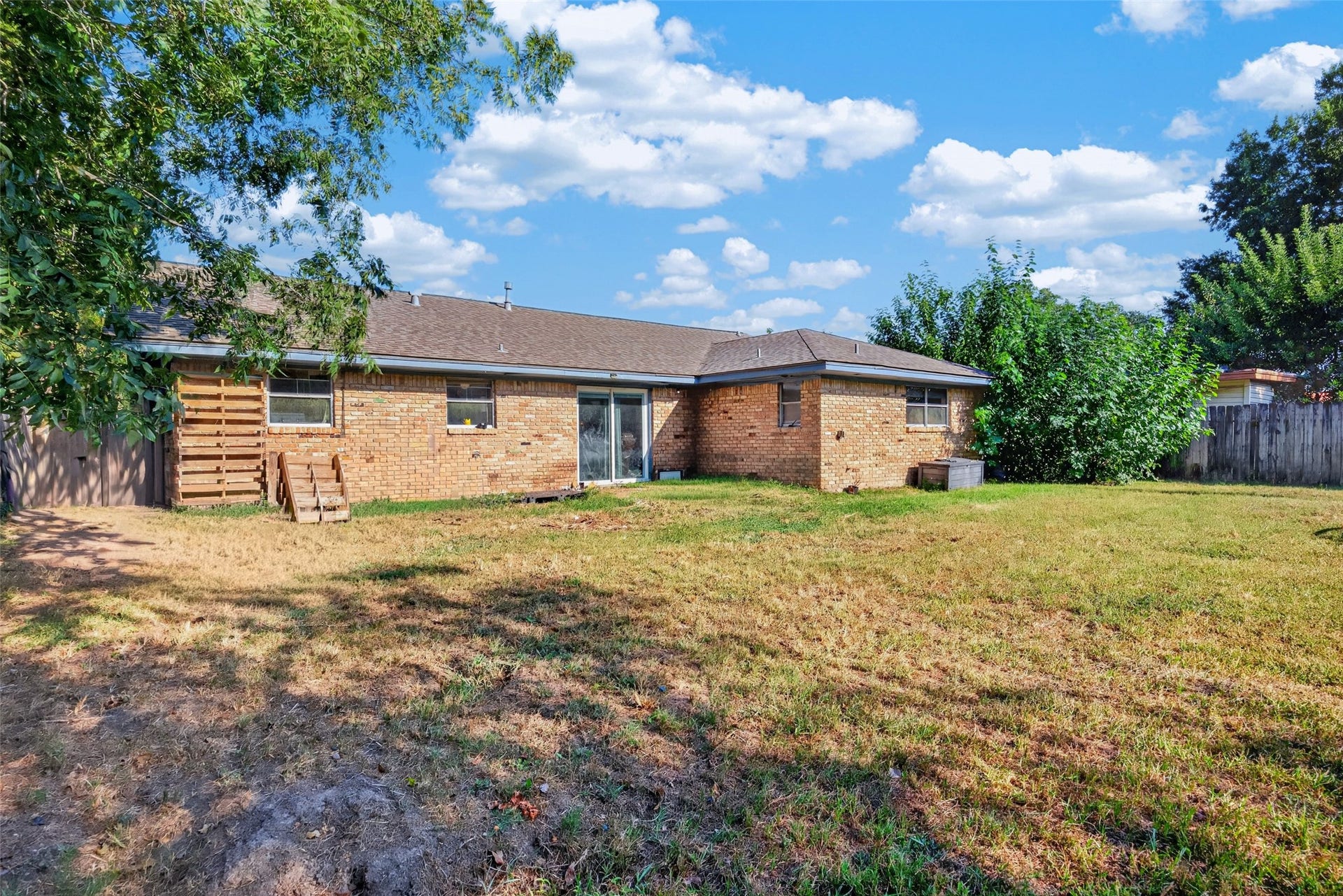 2230 Woodwind Way, League City, TX 77573 2230 Woodwind Way, League City, TX 77573