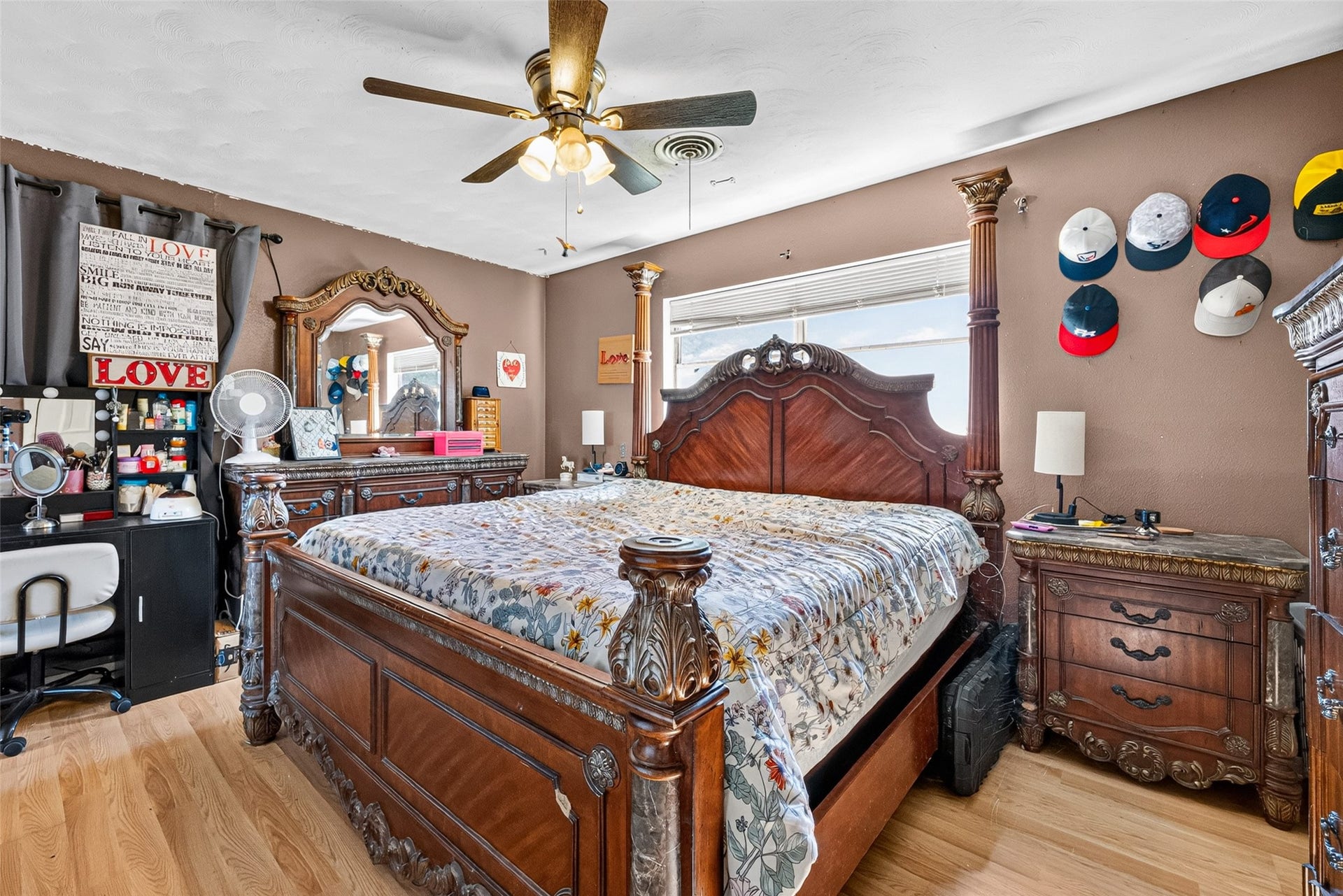 2230 Woodwind Way, League City, TX 77573 2230 Woodwind Way, League City, TX 77573