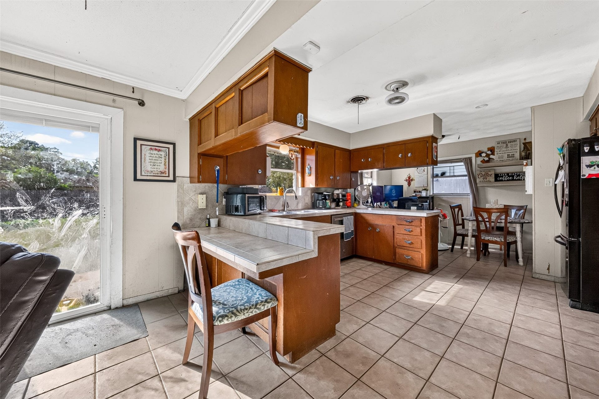 2230 Woodwind Way, League City, TX 77573 2230 Woodwind Way, League City, TX 77573
