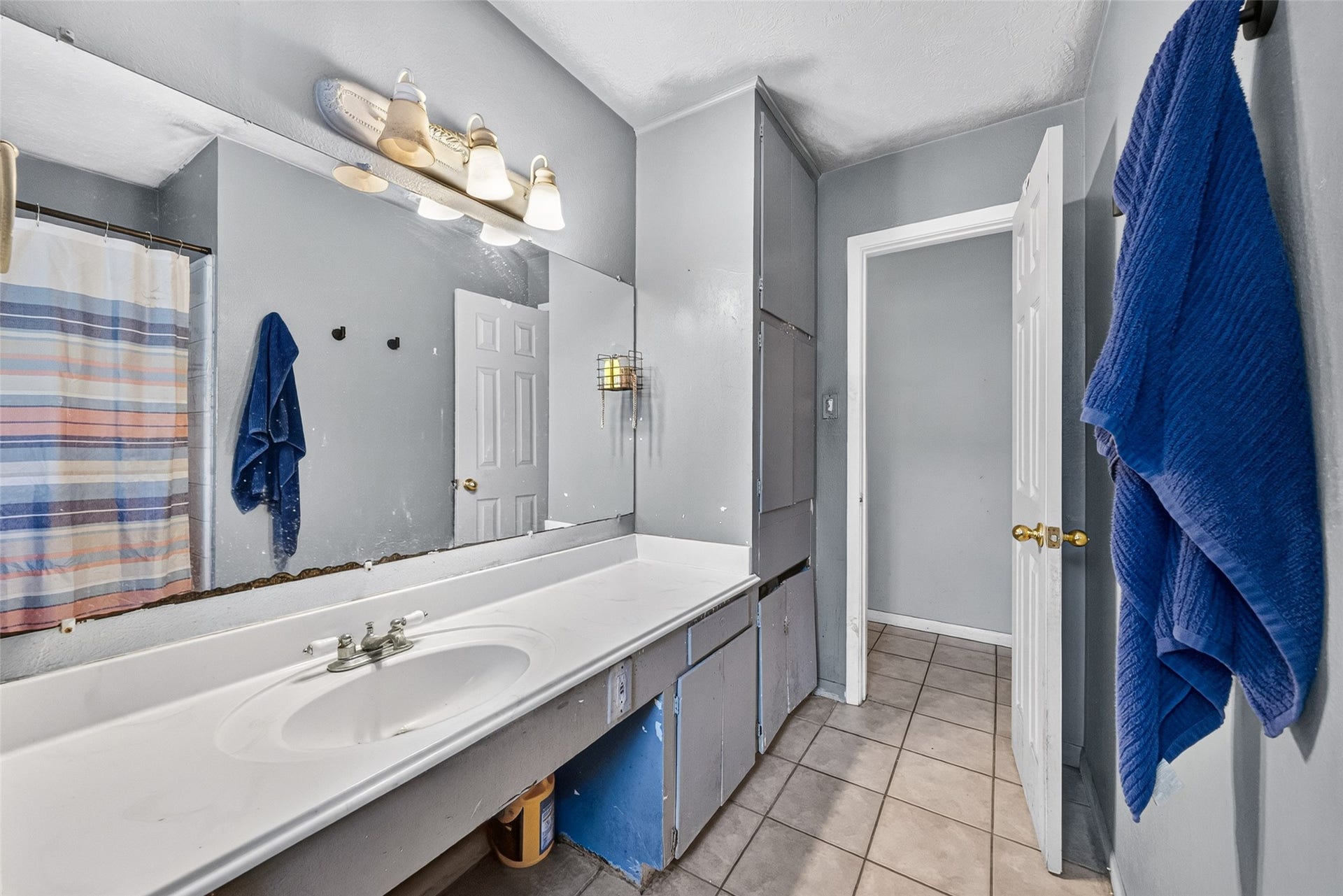 2230 Woodwind Way, League City, TX 77573 2230 Woodwind Way, League City, TX 77573