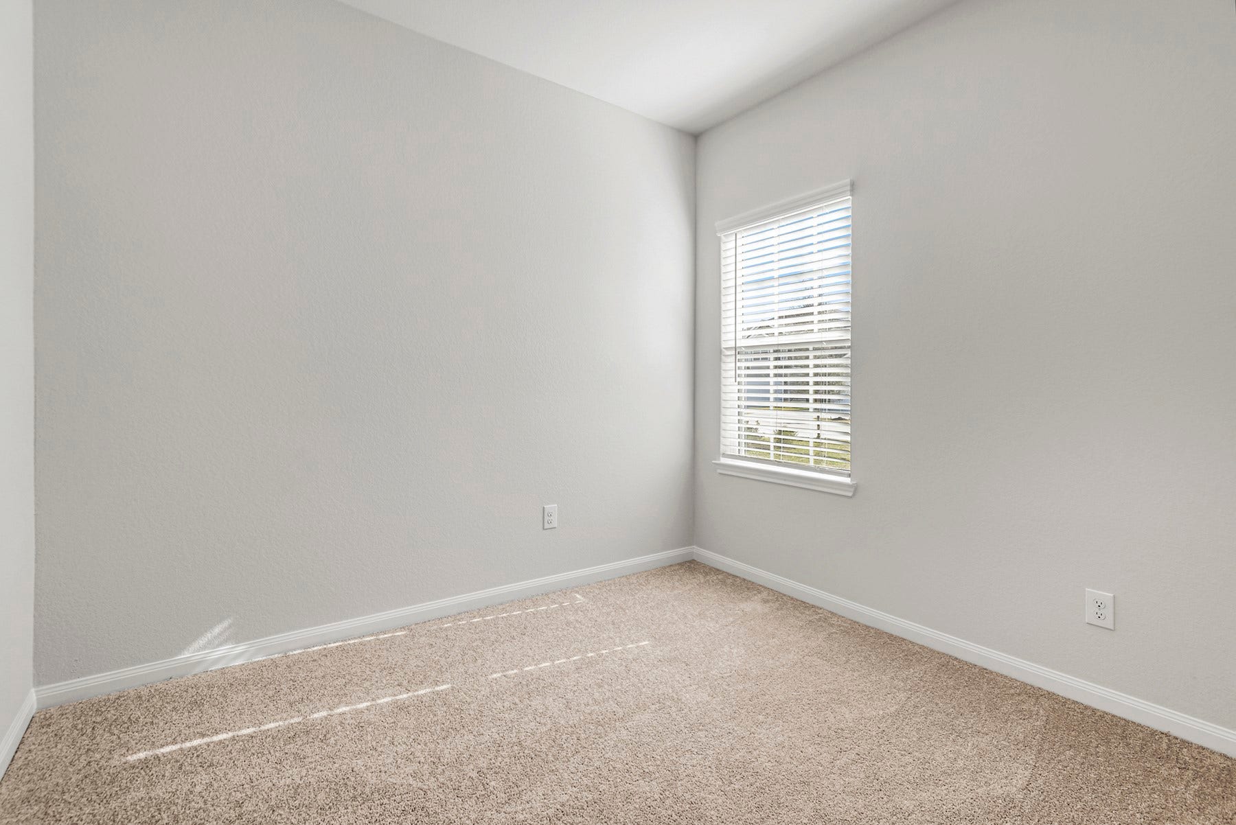 8210 Alpine Bearberry Drive, Houston, TX 77016 8210 Alpine Bearberry Drive, Houston, TX 77016
