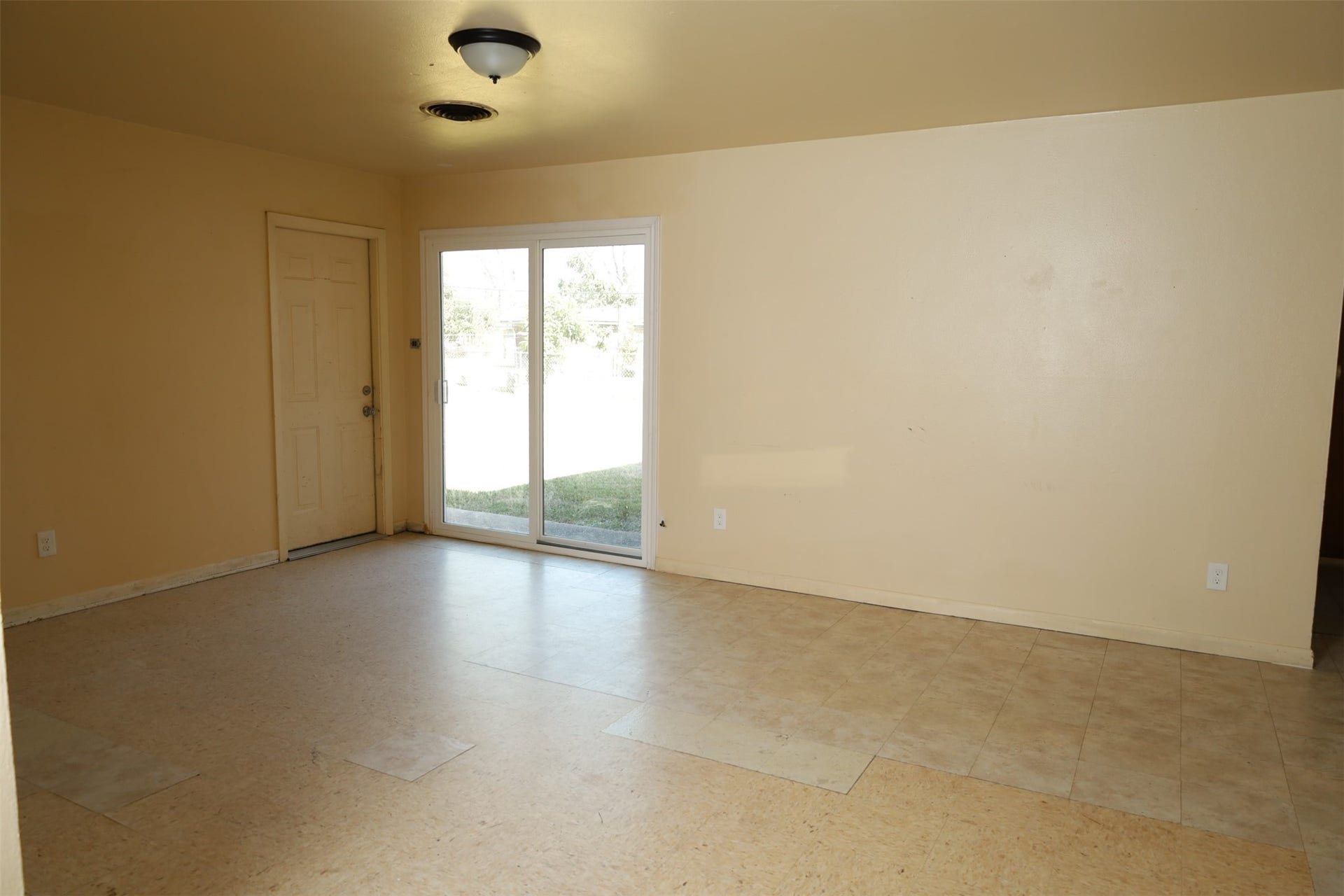 13207 Santa Teresa Road, Houston, TX 77045