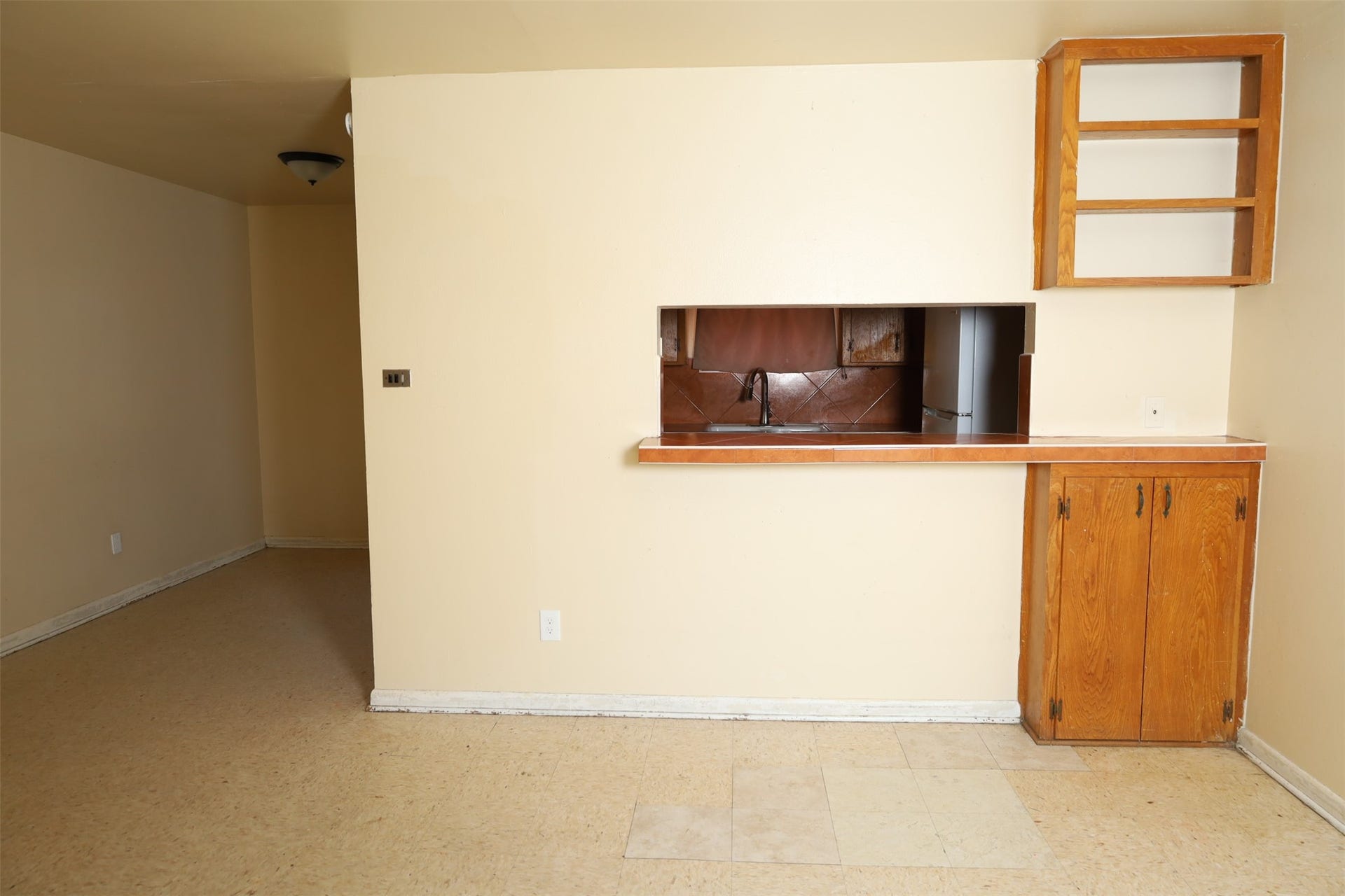 13207 Santa Teresa Road, Houston, TX 77045