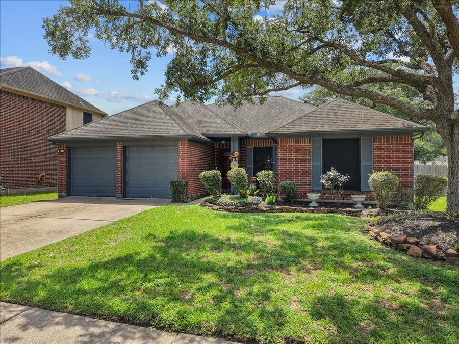 Property photo for 4402 Ireland Lane, Pasadena, TX
