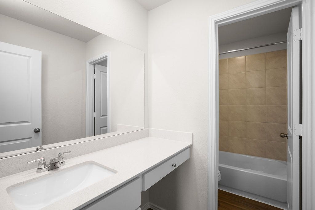 3017 Tallgrass Court, Brookshire, TX 77423 Photos may be representative of the floor plan and not the exact home. Finishes, layout, and features of the actual property for lease may vary.