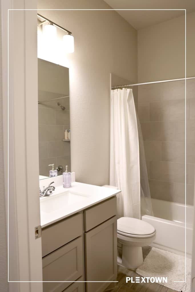 5323 Violet Ridge Drive, Richmond, TX 77469 5323 Violet Ridge Drive, Richmond, TX 77469