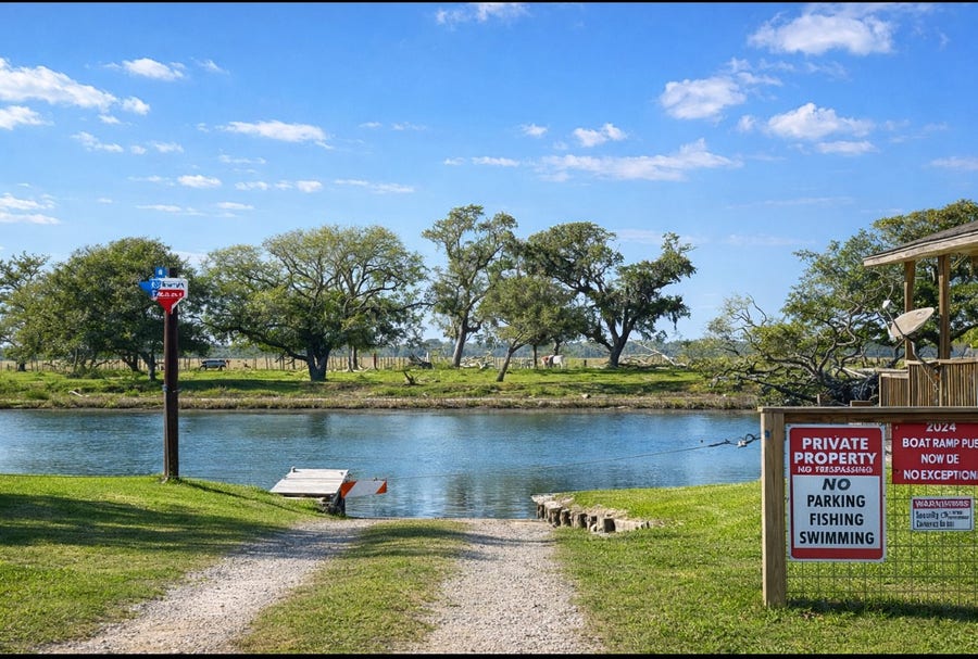 Property photo for 4906 County Road 469, Brazoria, TX