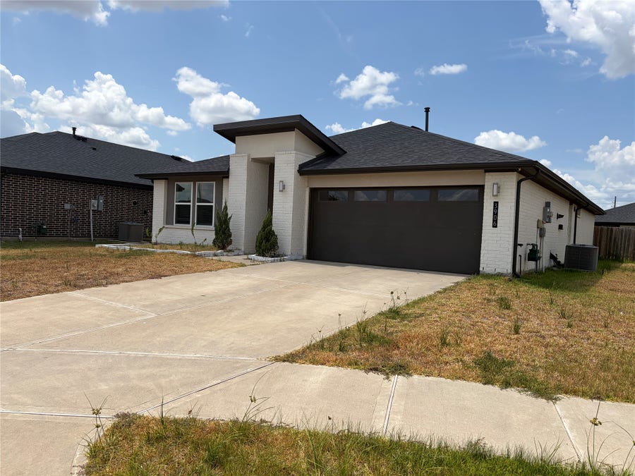 Property photo for 3906 Itzle Island Court, Fulshear, TX