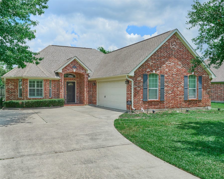 Property photo for 12302 Walden Road, Montgomery, TX
