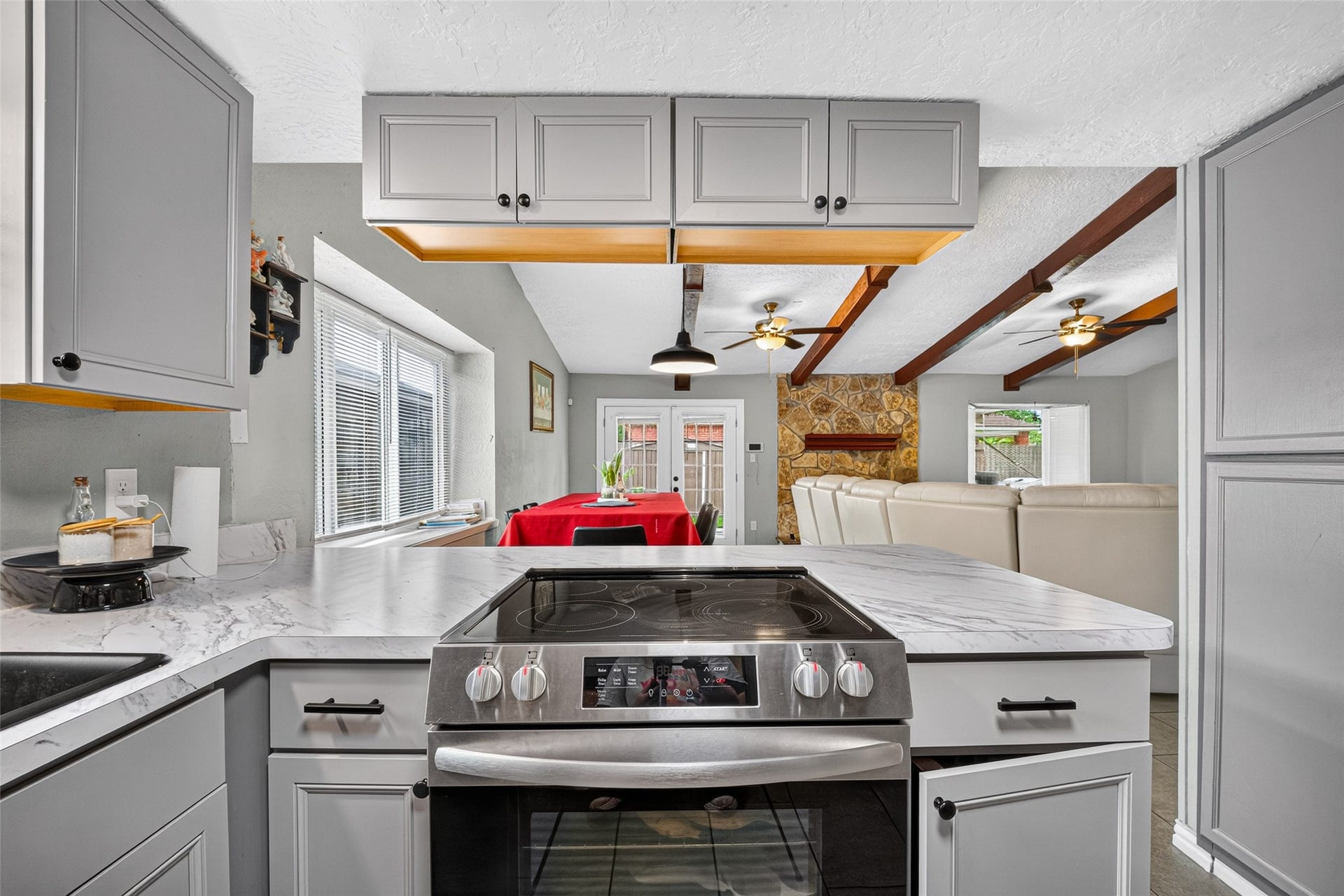 1315 Holbech Lane, Channelview, TX 77530 1315 Holbech Lane, Channelview, TX 77530