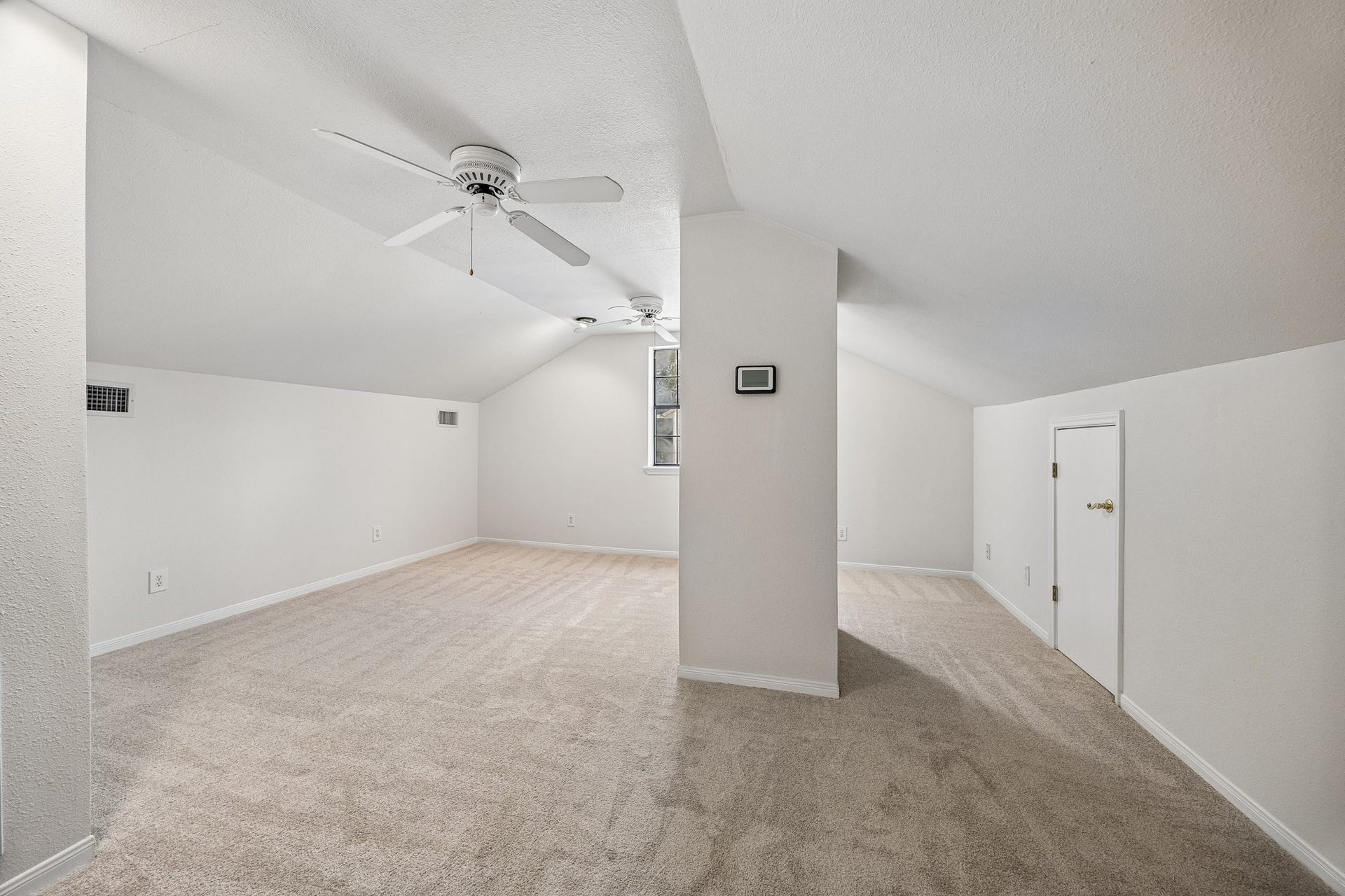 2716 Village Mills Drive, Pearland, TX 77584 2716 Village Mills Drive, Pearland, TX 77584