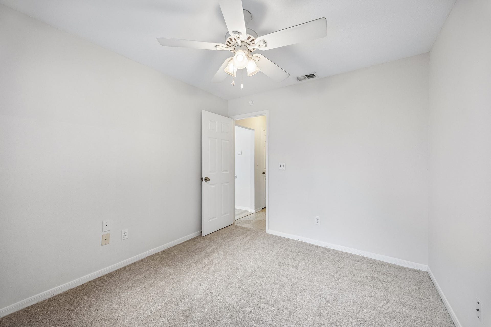 2716 Village Mills Drive, Pearland, TX 77584 Bedroom #2