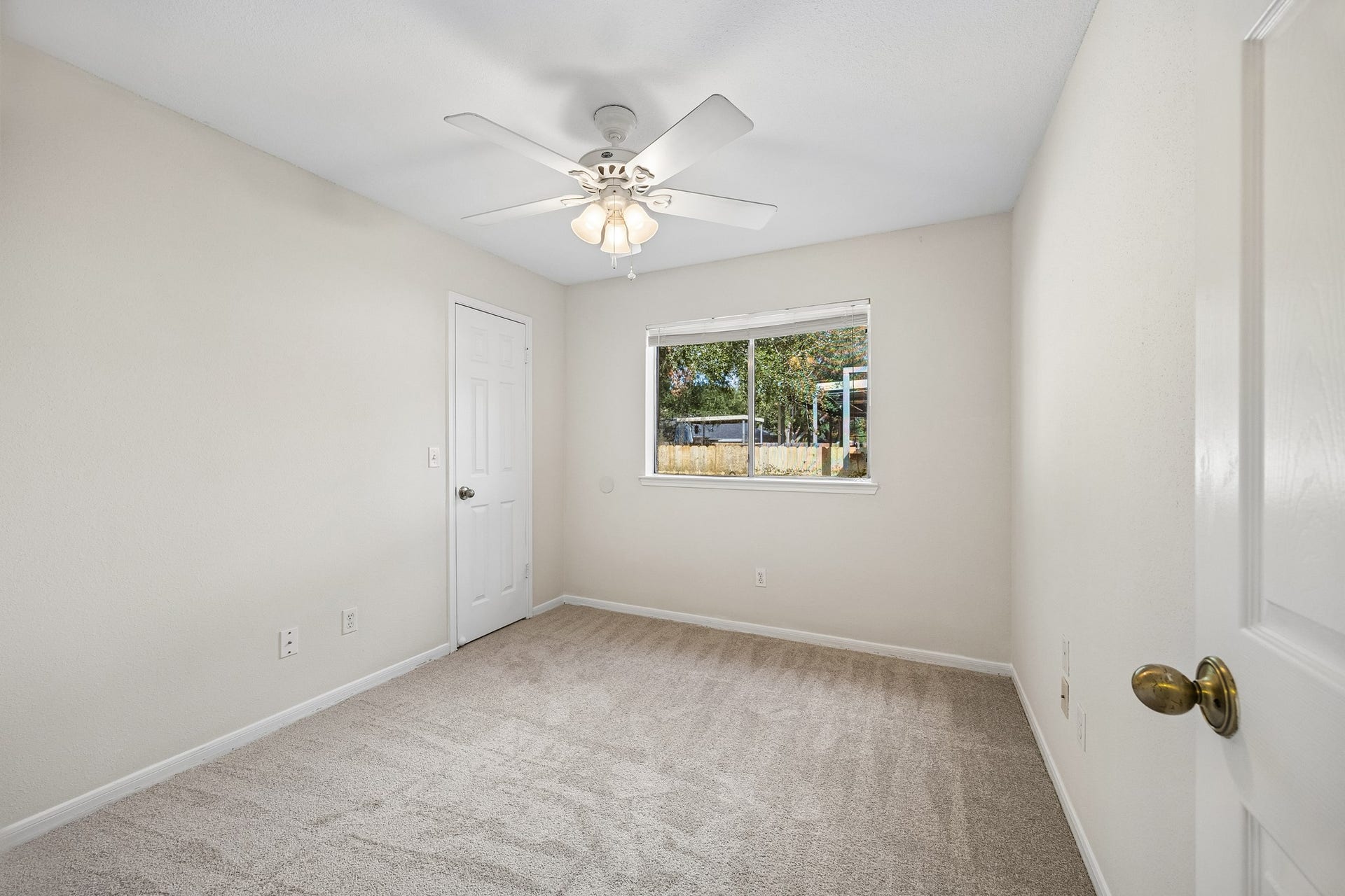 2716 Village Mills Drive, Pearland, TX 77584 Bedroom #2