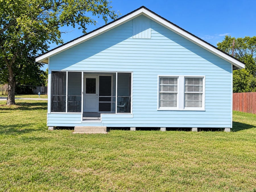 Property photo for 310 Pine Bluff Street, La Porte, TX