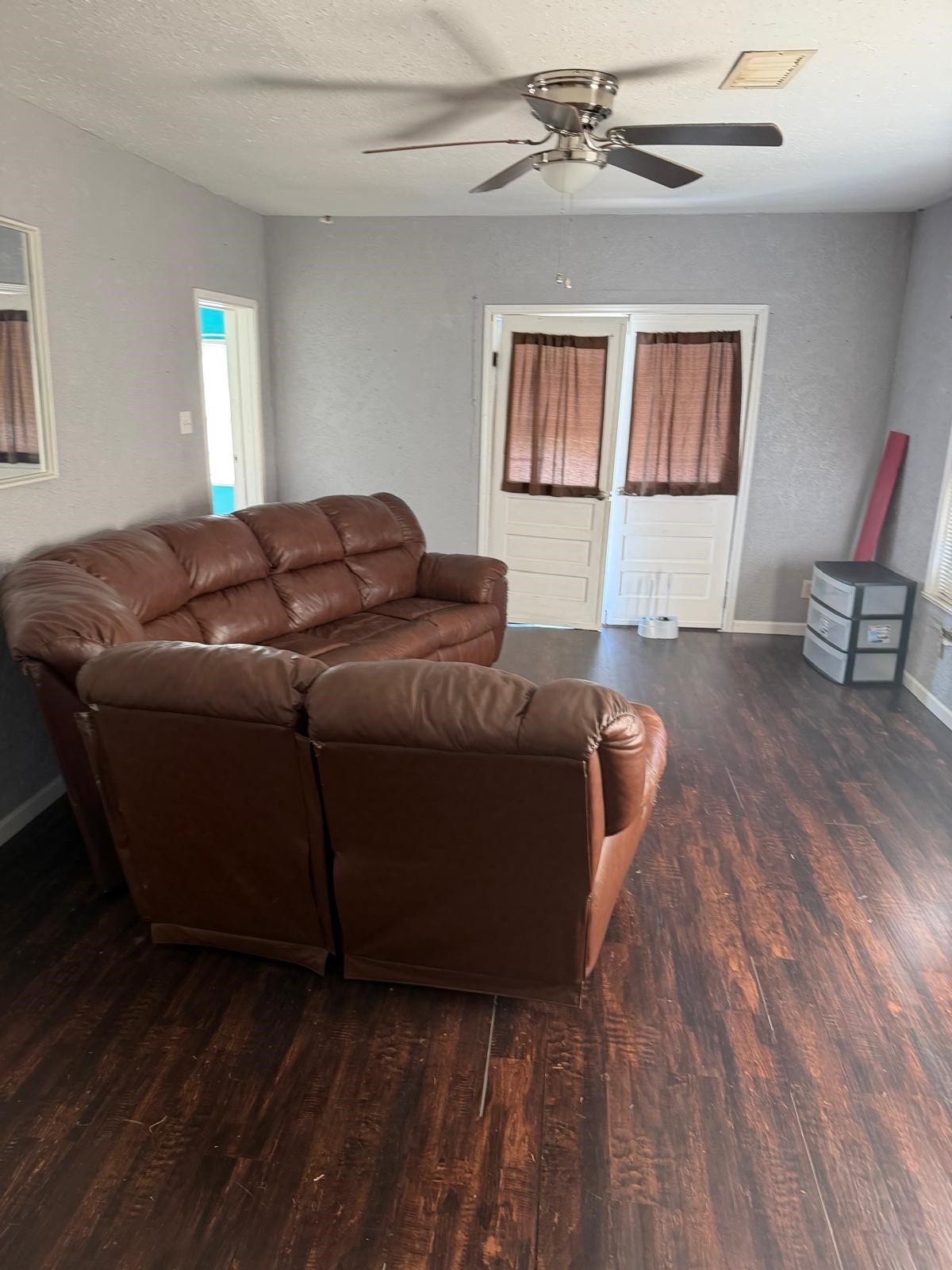 310 Pine Bluff Street, La Porte, TX 77571 310 Pine Bluff Street, La Porte, TX 77571