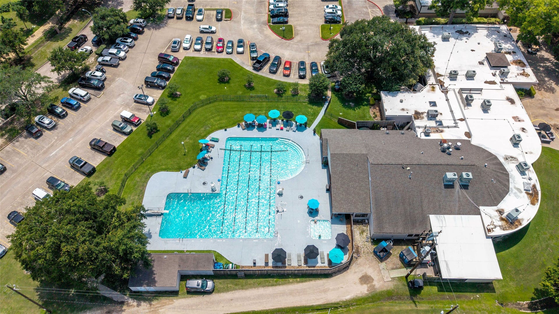 7115 W Hearthstone Green Drive, Houston, TX 77095