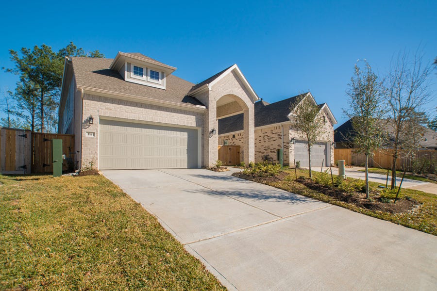 Property photo for 114 Hidden Peak Drive, Montgomery, TX