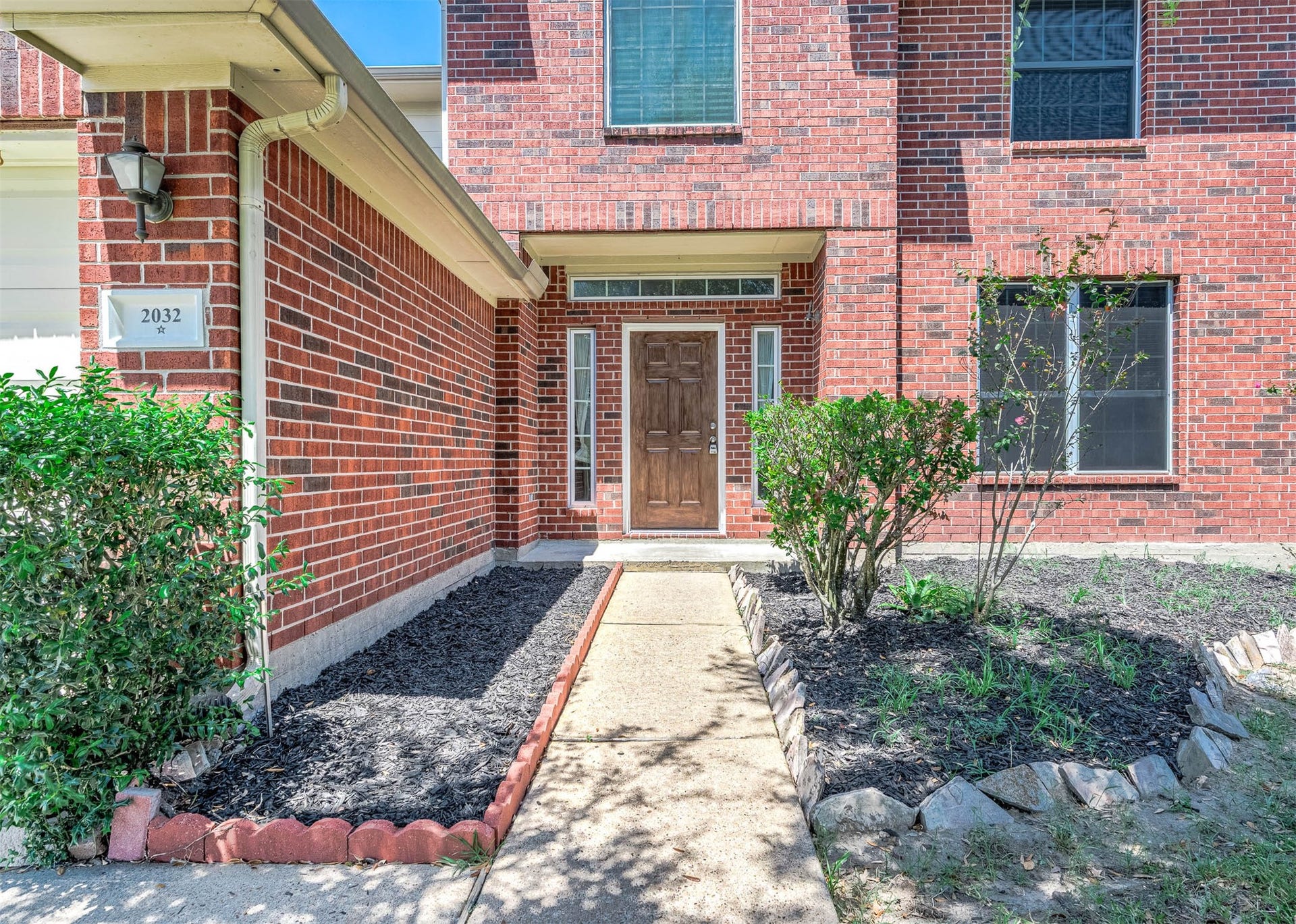 2032 Creek Shore Lane, Pearland, TX 77581 2032 Creek Shore Lane, Pearland, TX 77581