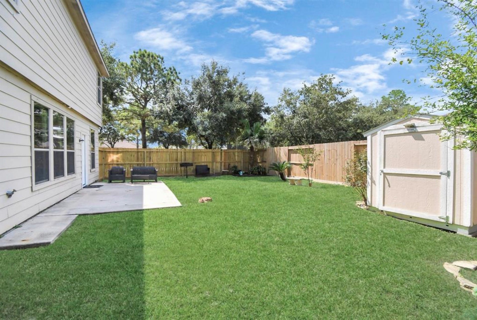 6903 Oleander Grove Way, Houston, TX 77049