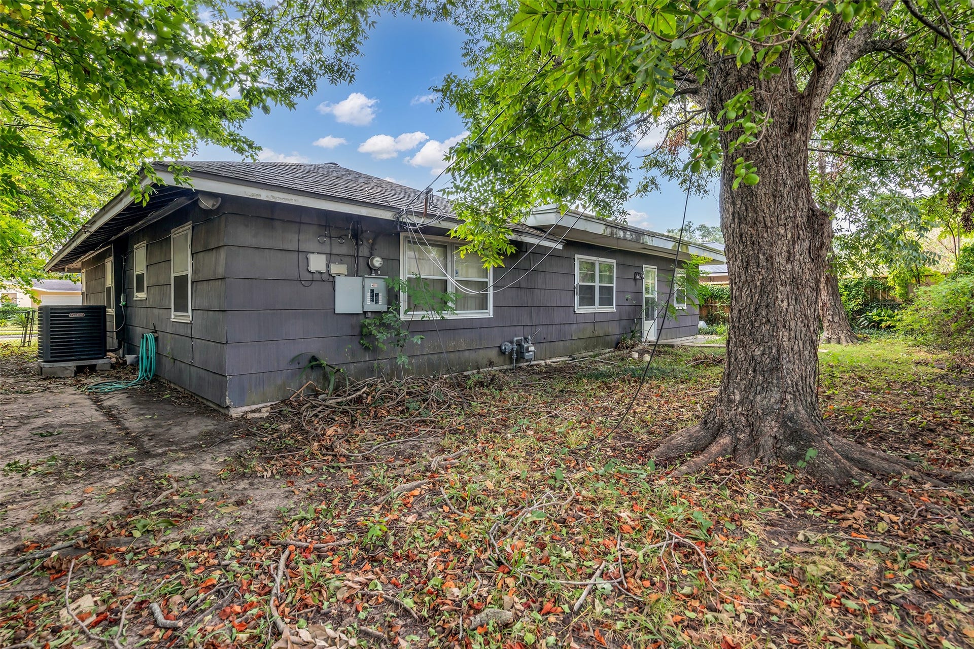 5326 Judalon Lane, Houston, TX 77056 A sizable lot ready for your vision, in a neighborhood filled with new construction.