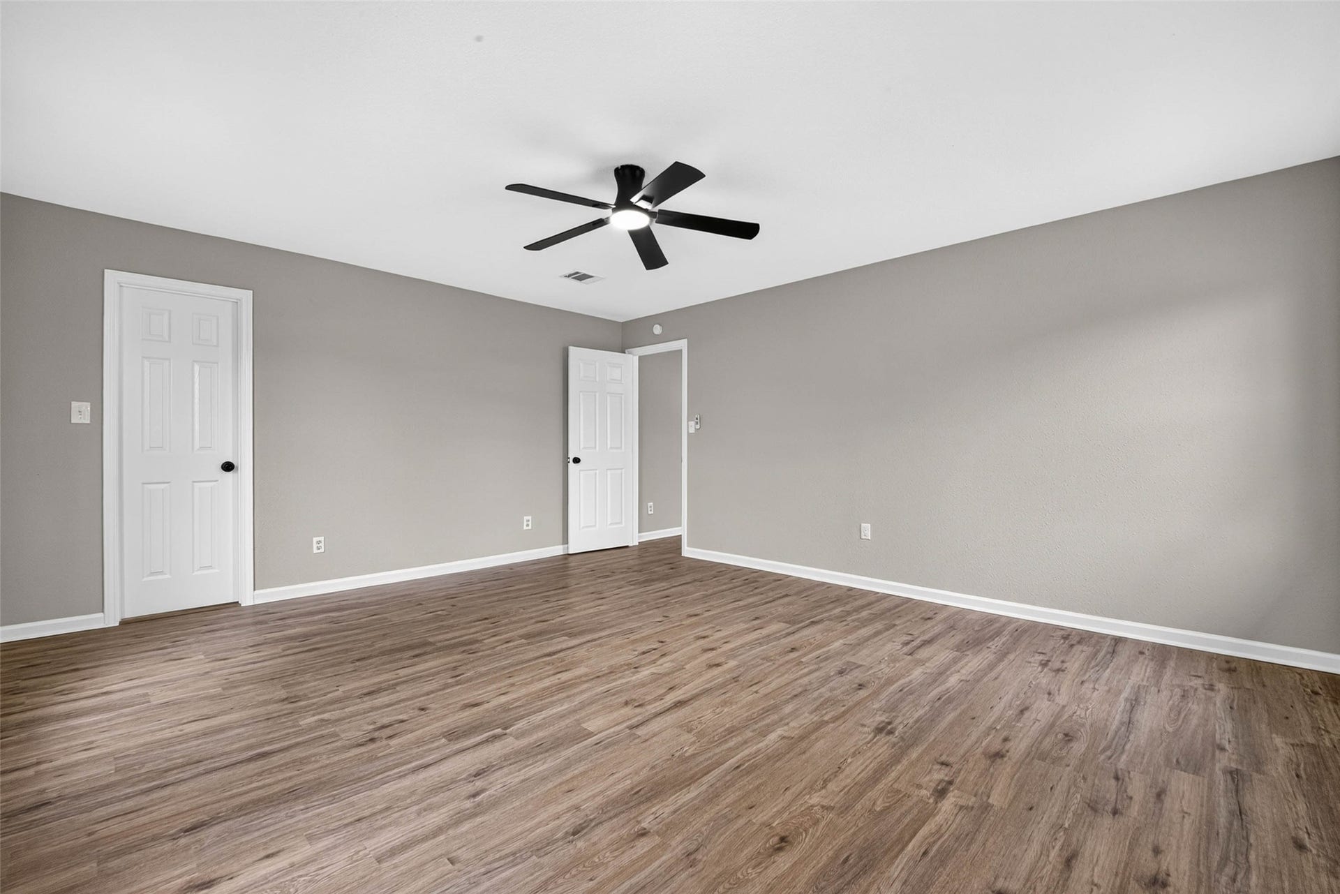 4701 Cherry Street, Santa Fe, TX 77517 Back Bedroom #4
