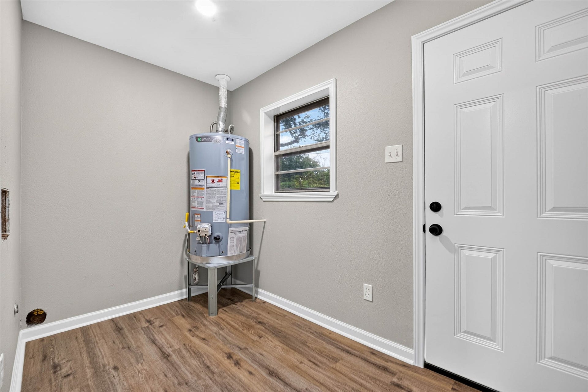 4701 Cherry Street, Santa Fe, TX 77517 4701 Cherry Street, Santa Fe, TX 77517