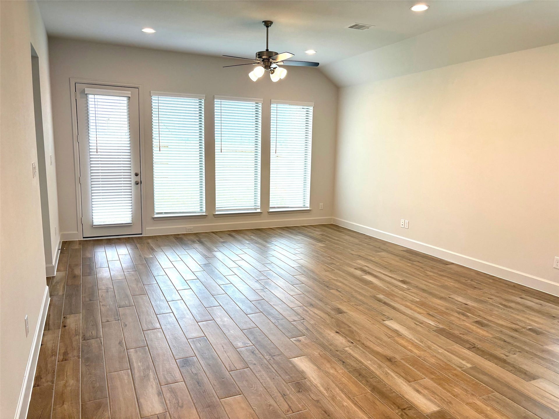 42726 Loma Vista Court, Magnolia, TX 77354 42726 Loma Vista Court, Magnolia, TX 77354