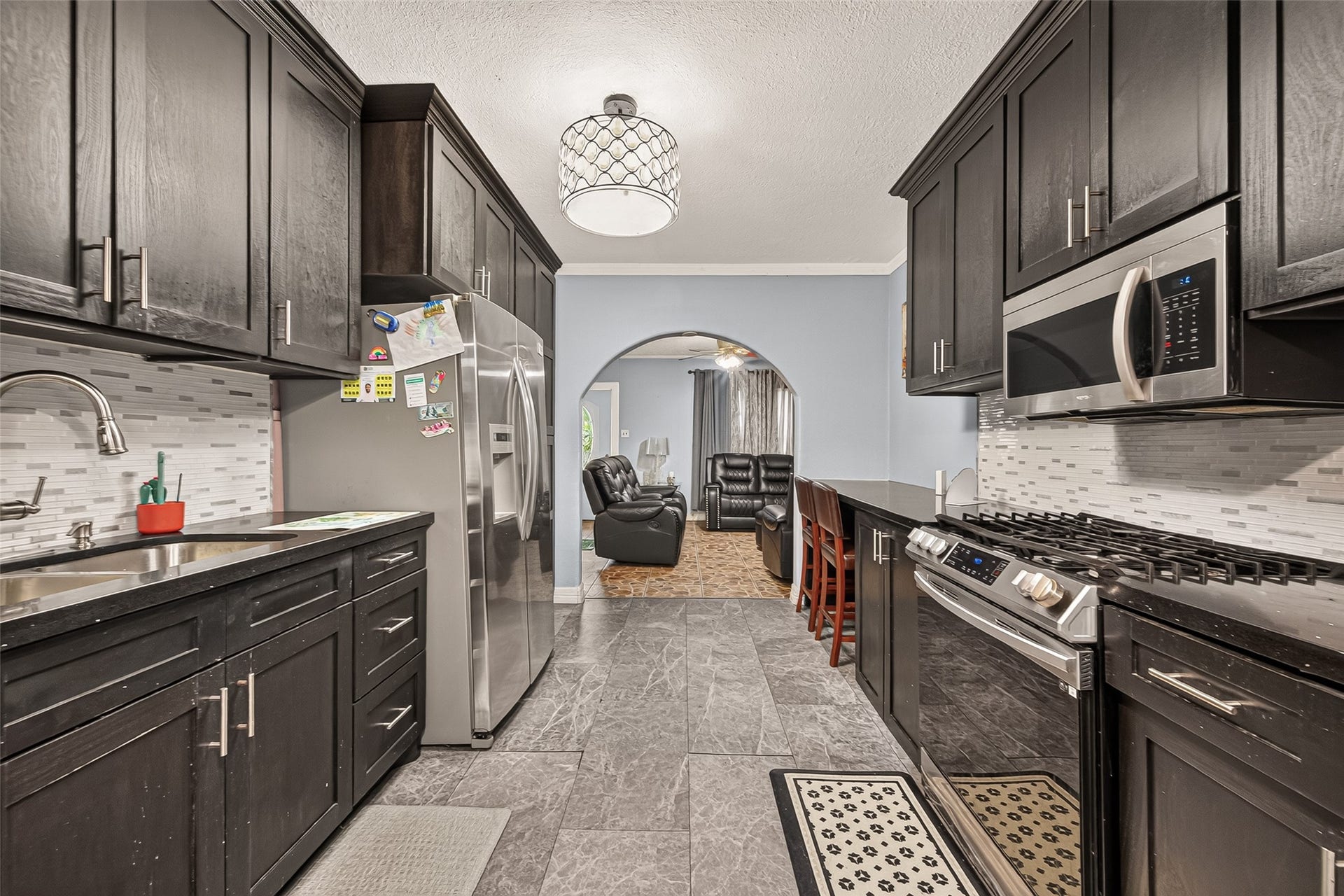 811 Canadian Street, Houston, TX 77009