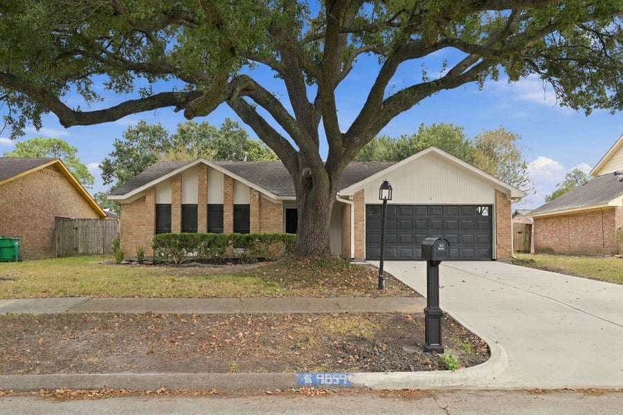 Property photo for 9859 Sageroyal Lane, Houston, TX