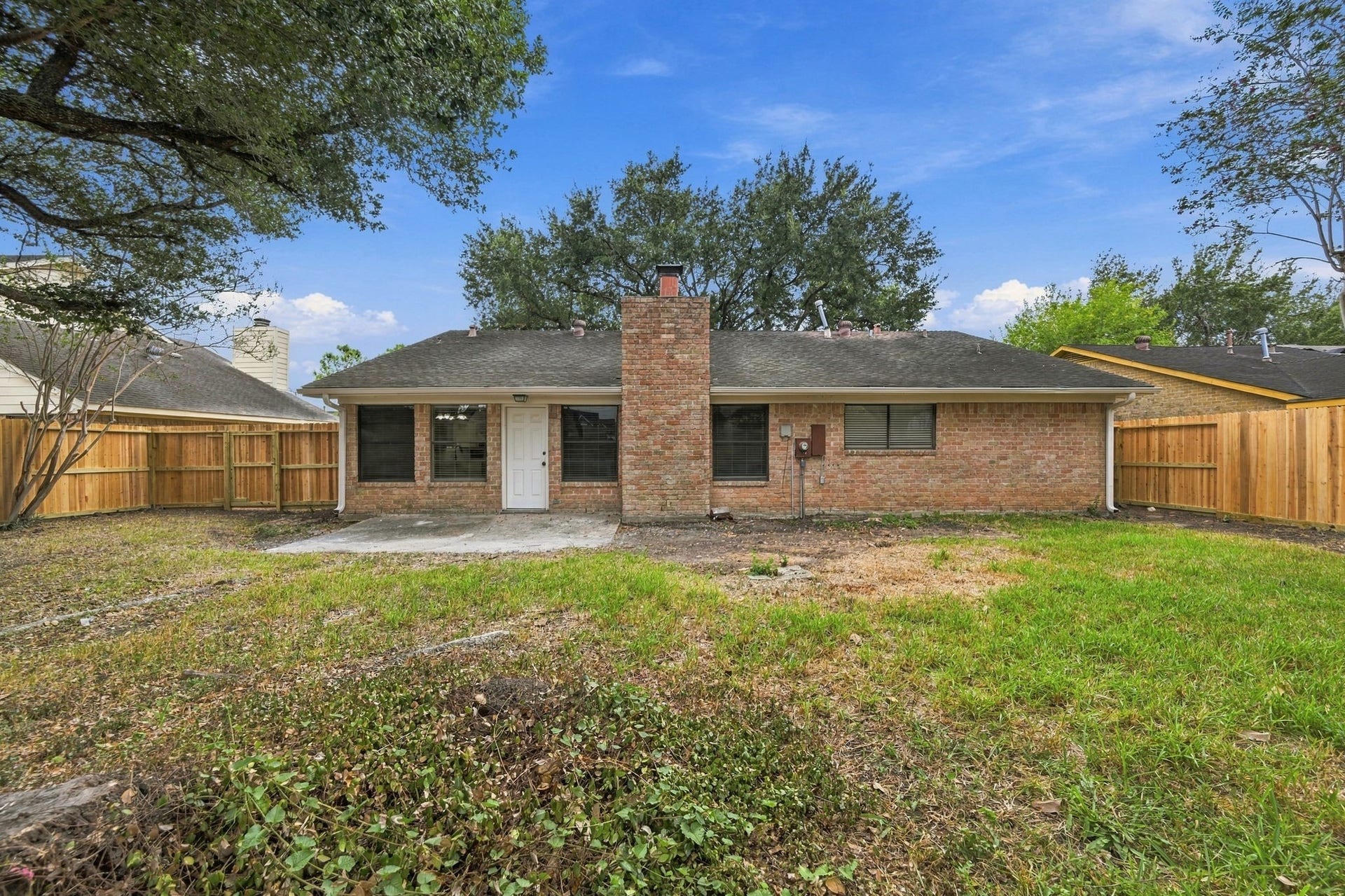 9859 Sageroyal Lane, Houston, TX 77089 9859 Sageroyal Lane, Houston, TX 77089