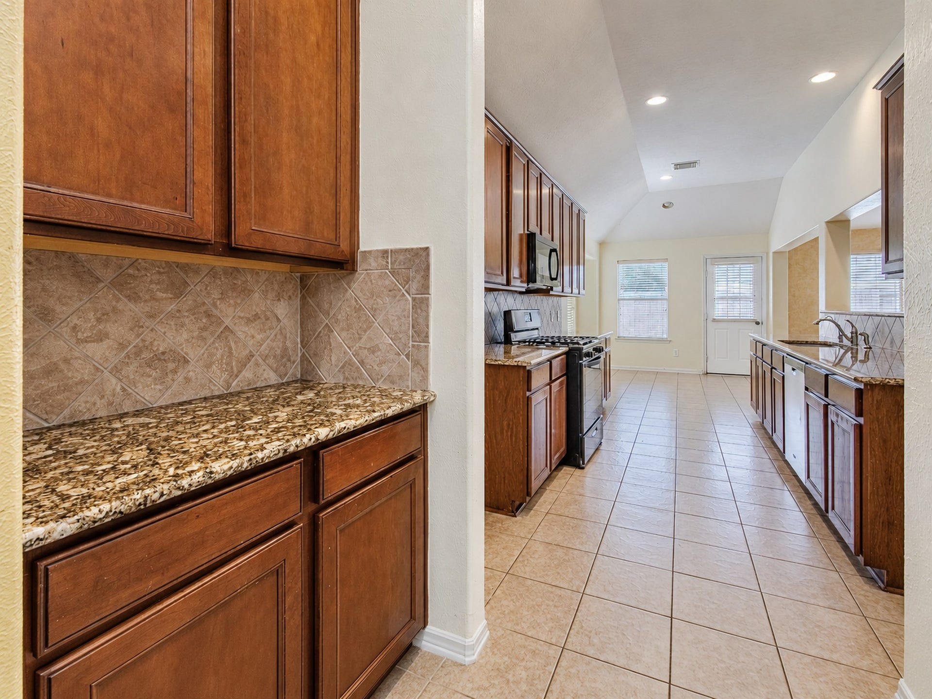 12906 Brook Arbor Court, Pearland, TX 77584 12906 Brook Arbor Court, Pearland, TX 77584