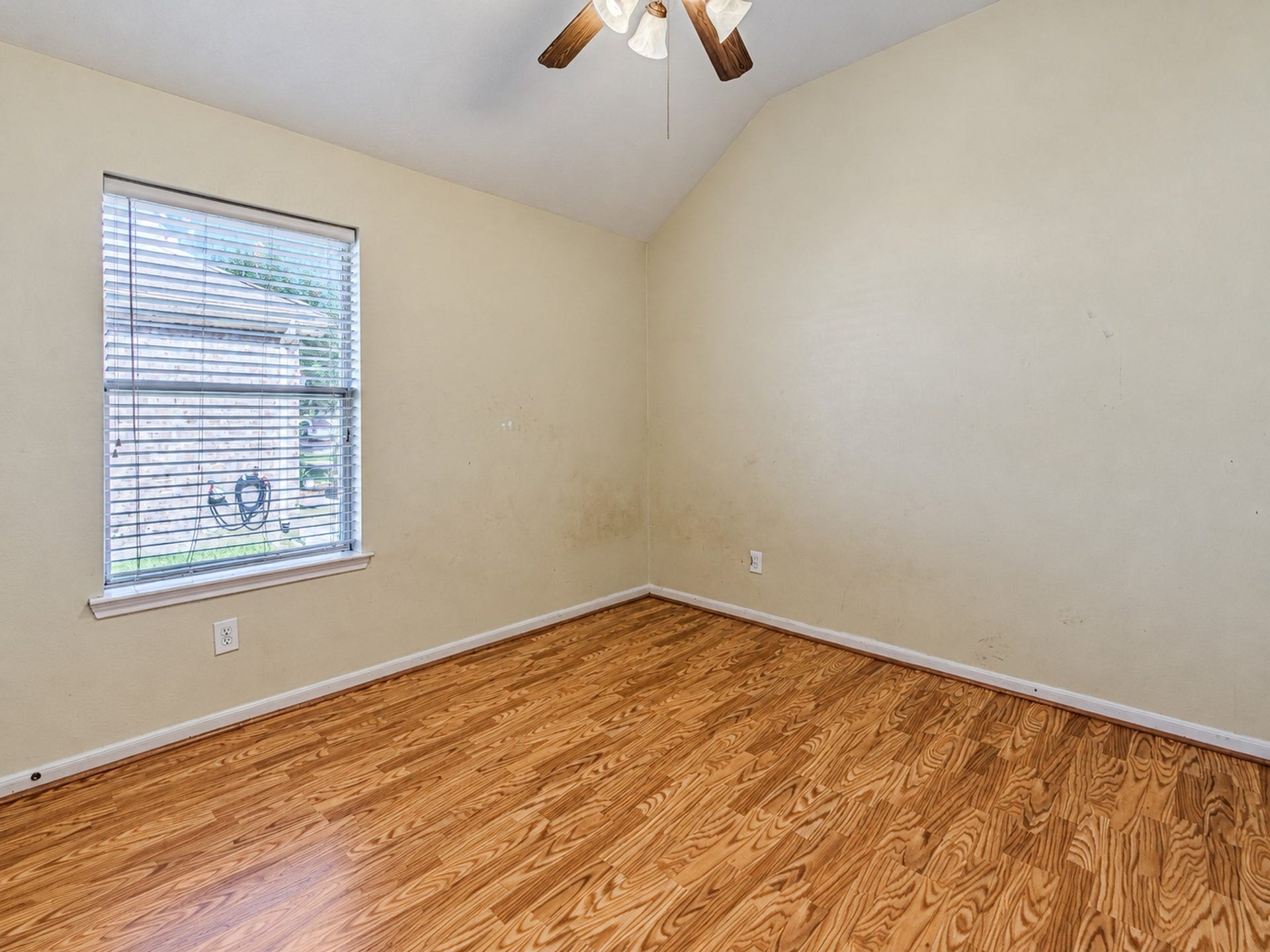 12906 Brook Arbor Court, Pearland, TX 77584 Another view of the additional bedroom with natural light and space for furnishings