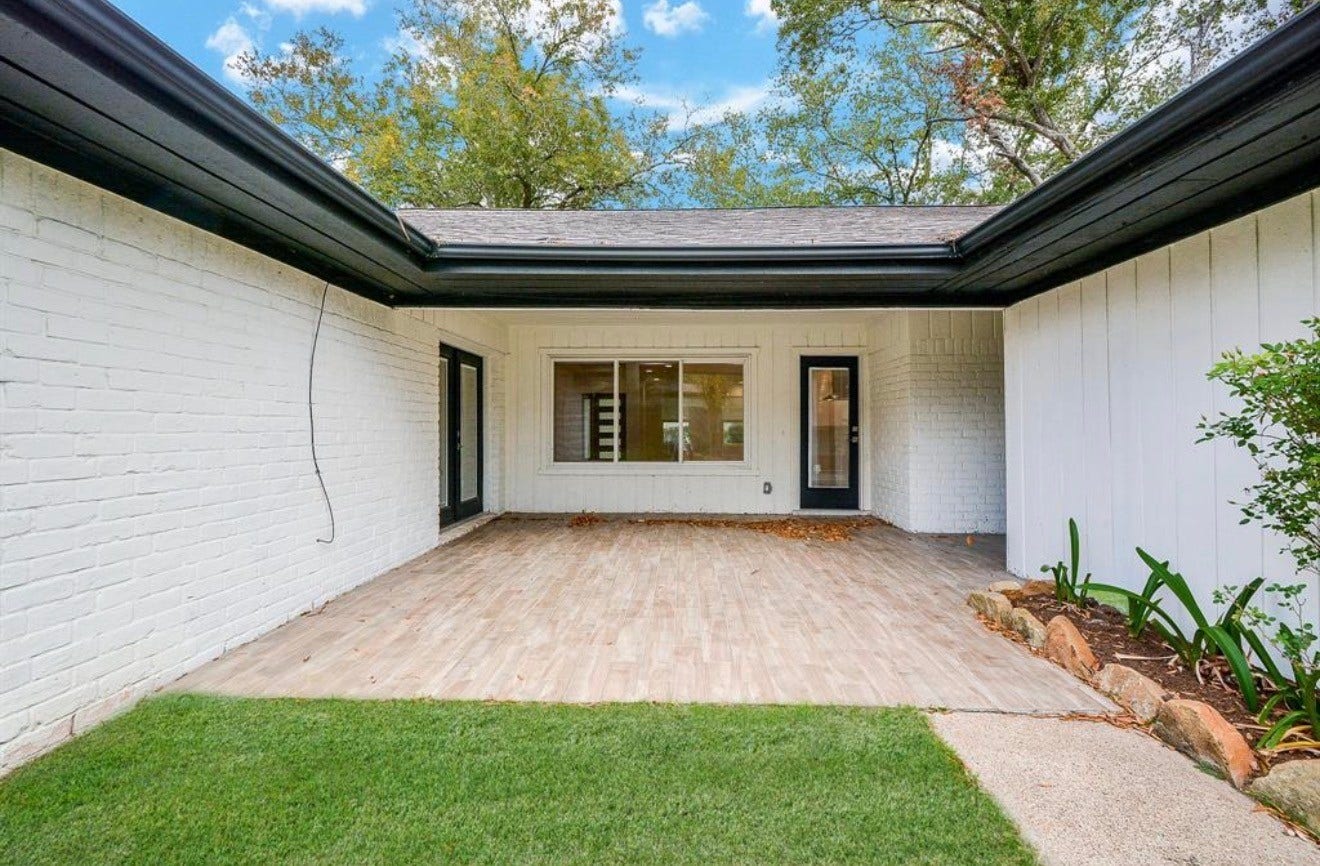 10603 Riverview Drive, Houston, TX 77042 10603 Riverview Drive, Houston, TX 77042
