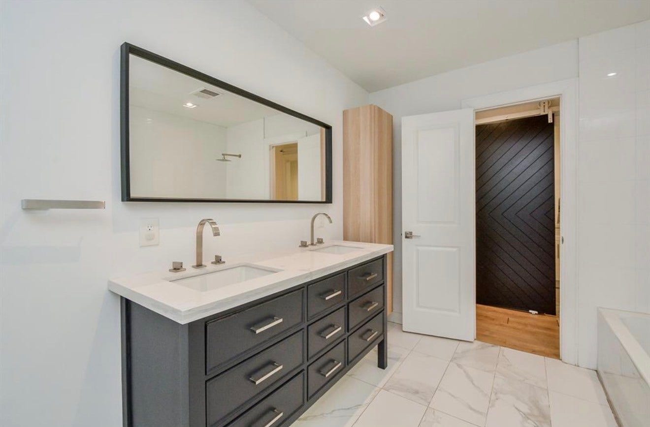 10603 Riverview Drive, Houston, TX 77042 10603 Riverview Drive, Houston, TX 77042