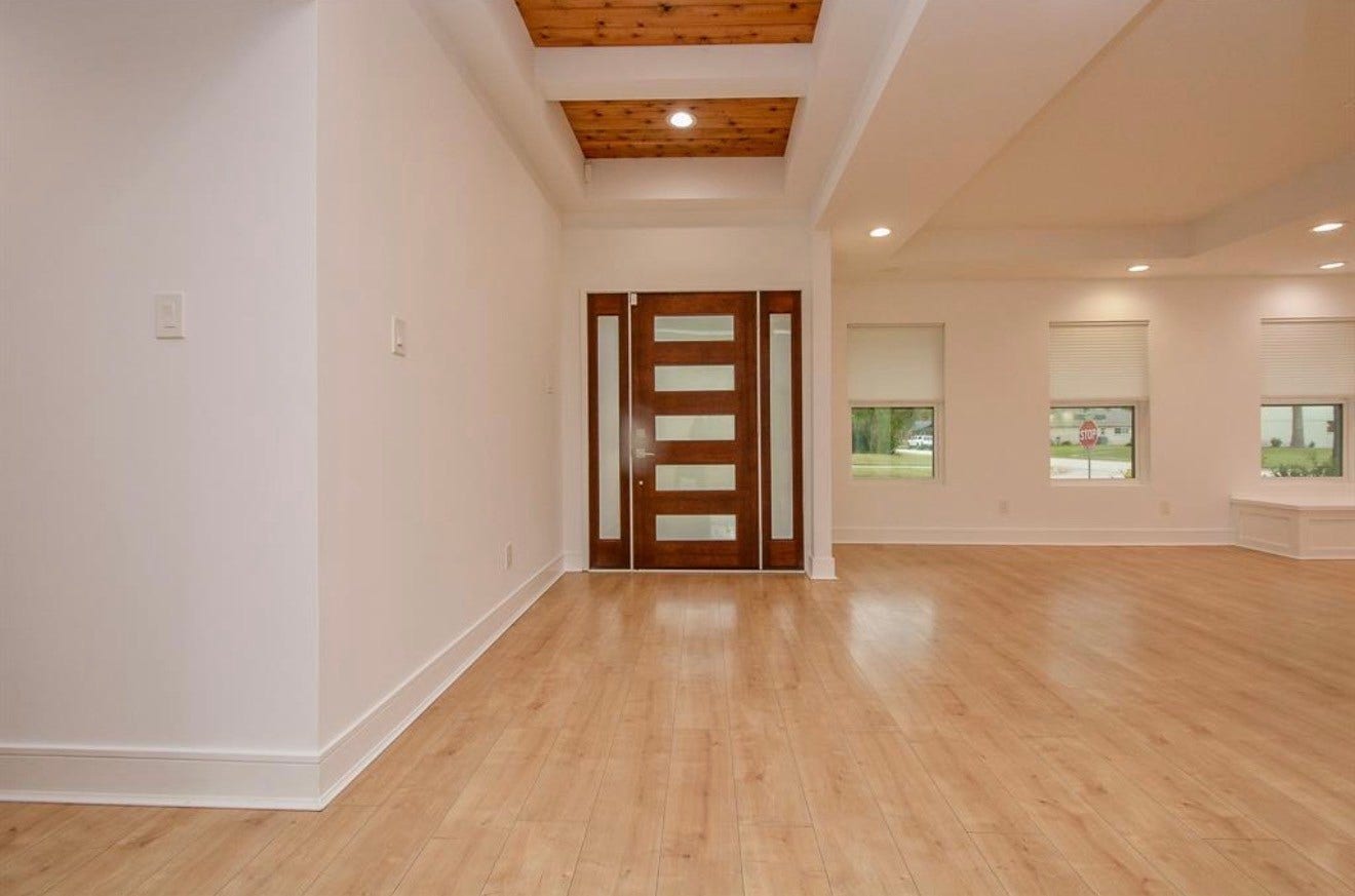10603 Riverview Drive, Houston, TX 77042 10603 Riverview Drive, Houston, TX 77042
