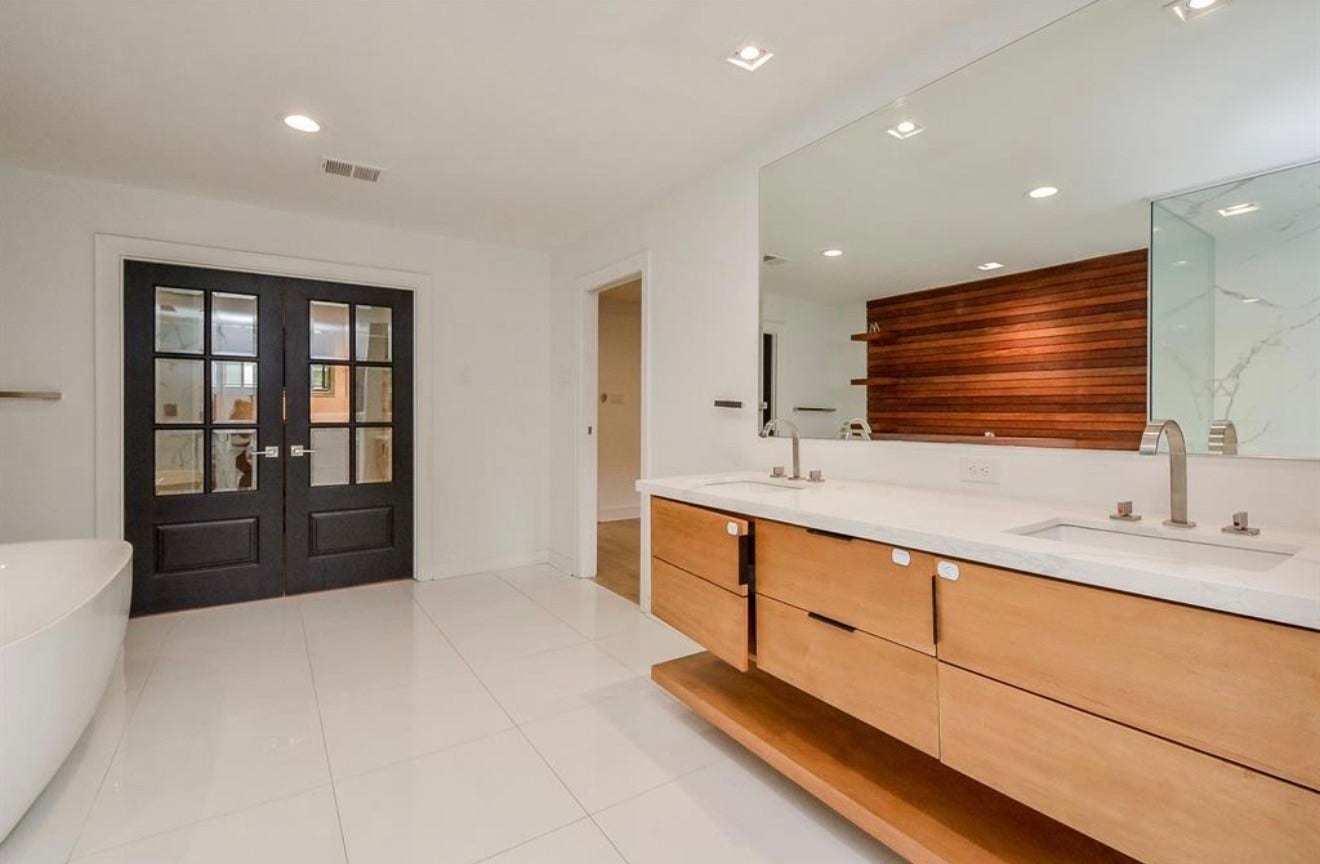 10603 Riverview Drive, Houston, TX 77042 10603 Riverview Drive, Houston, TX 77042