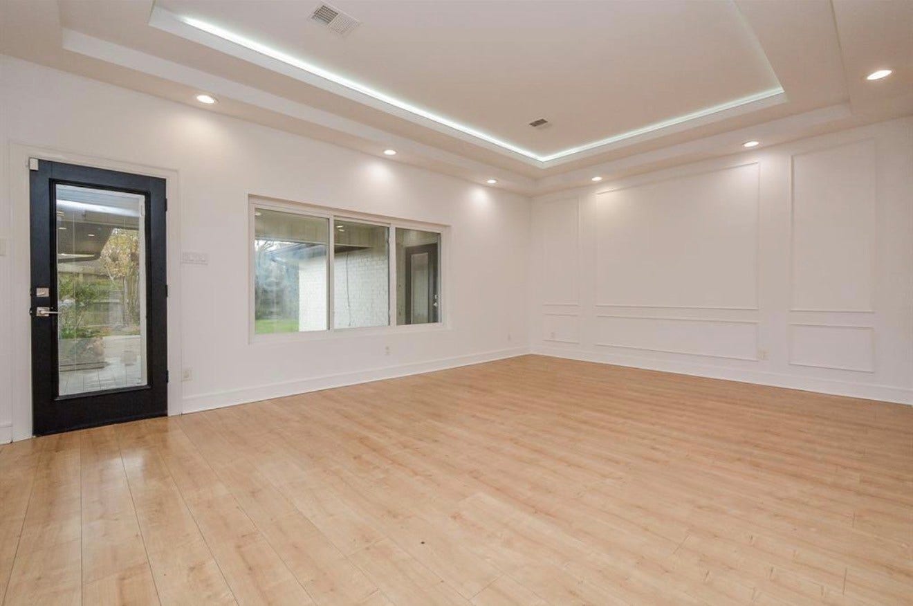 10603 Riverview Drive, Houston, TX 77042 10603 Riverview Drive, Houston, TX 77042