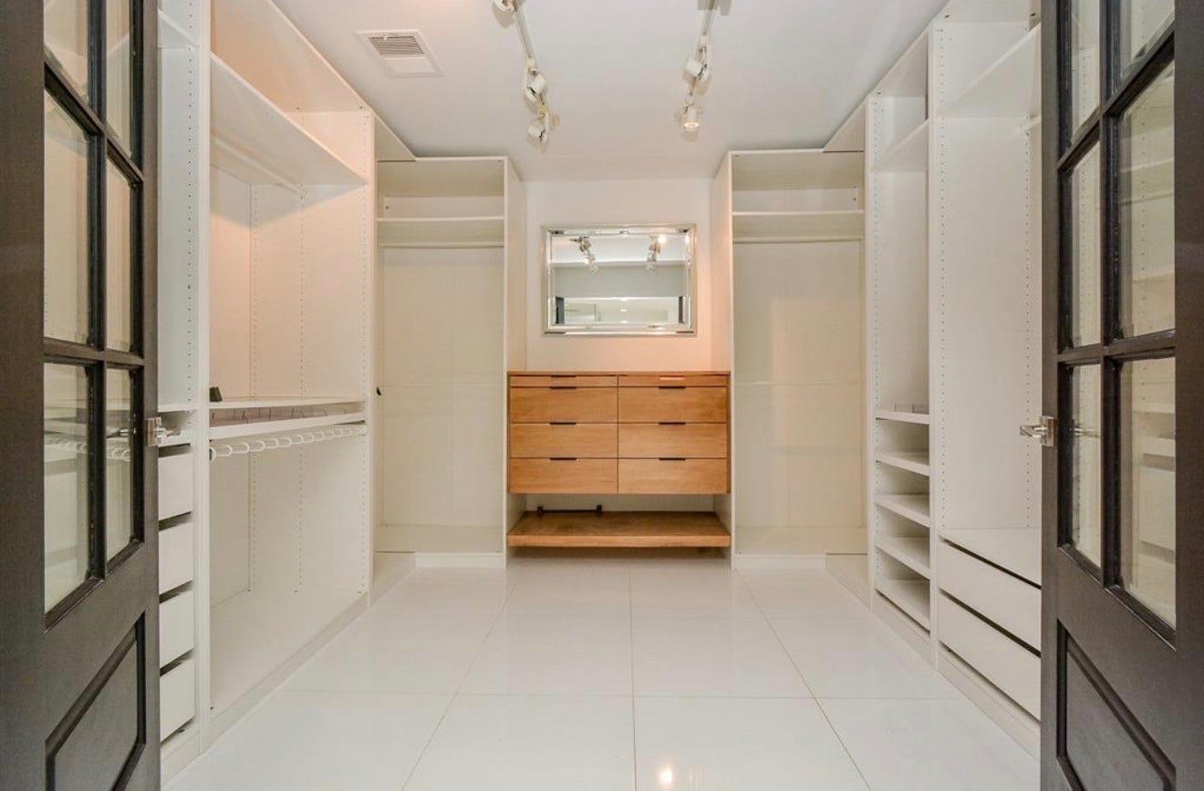 10603 Riverview Drive, Houston, TX 77042 10603 Riverview Drive, Houston, TX 77042