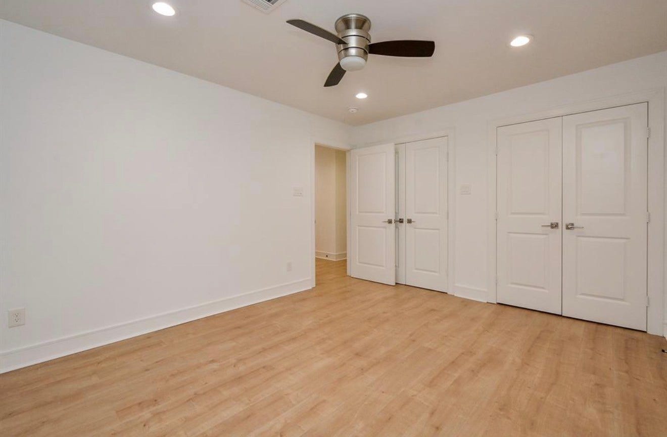 10603 Riverview Drive, Houston, TX 77042 10603 Riverview Drive, Houston, TX 77042