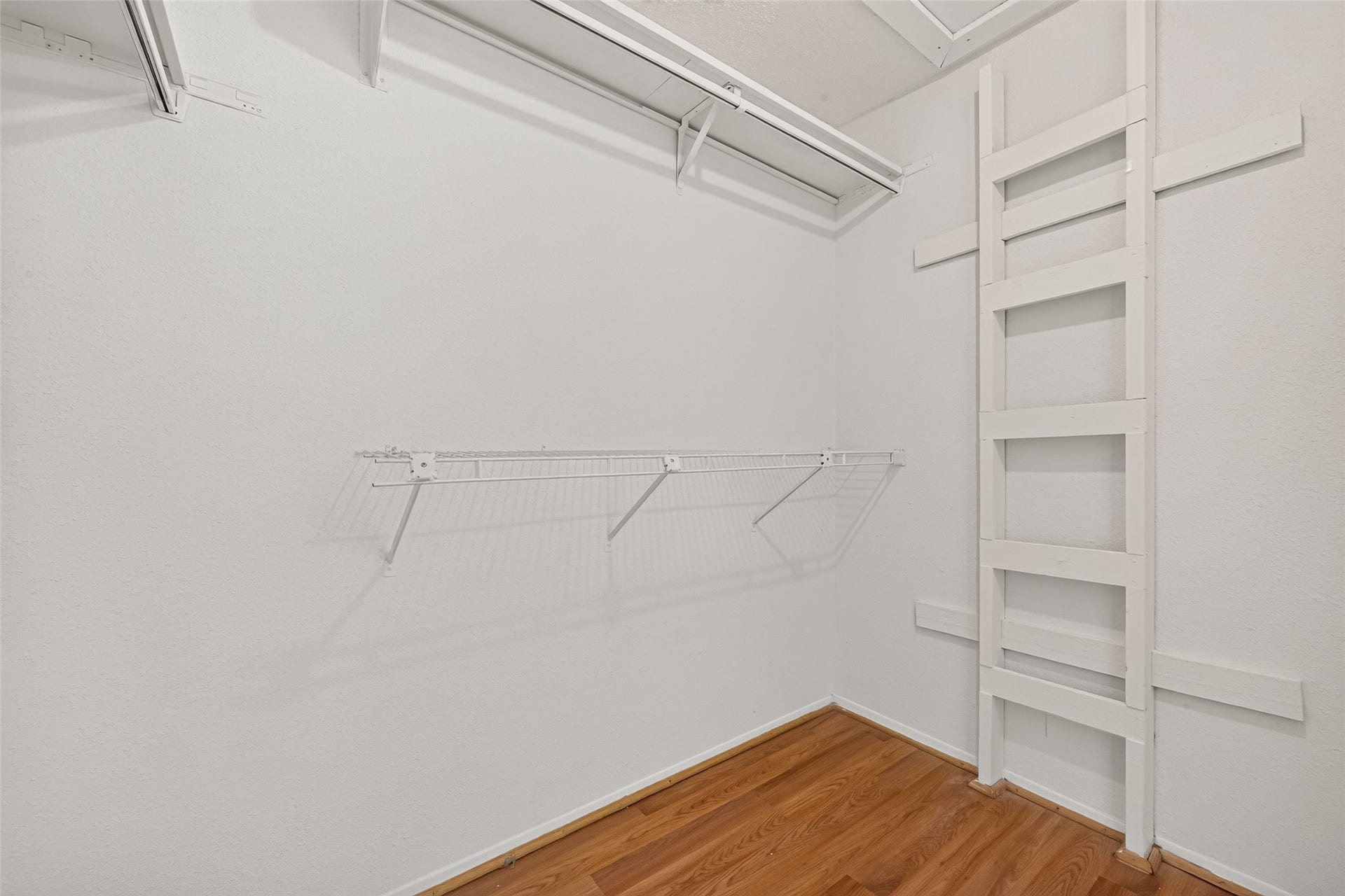 9523 Pagewood Lane, #9523, Houston, TX 77063 Another view of walk-in closet
