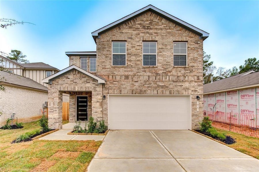 Property photo for 94 Valiant Ridge Trail, Magnolia, TX