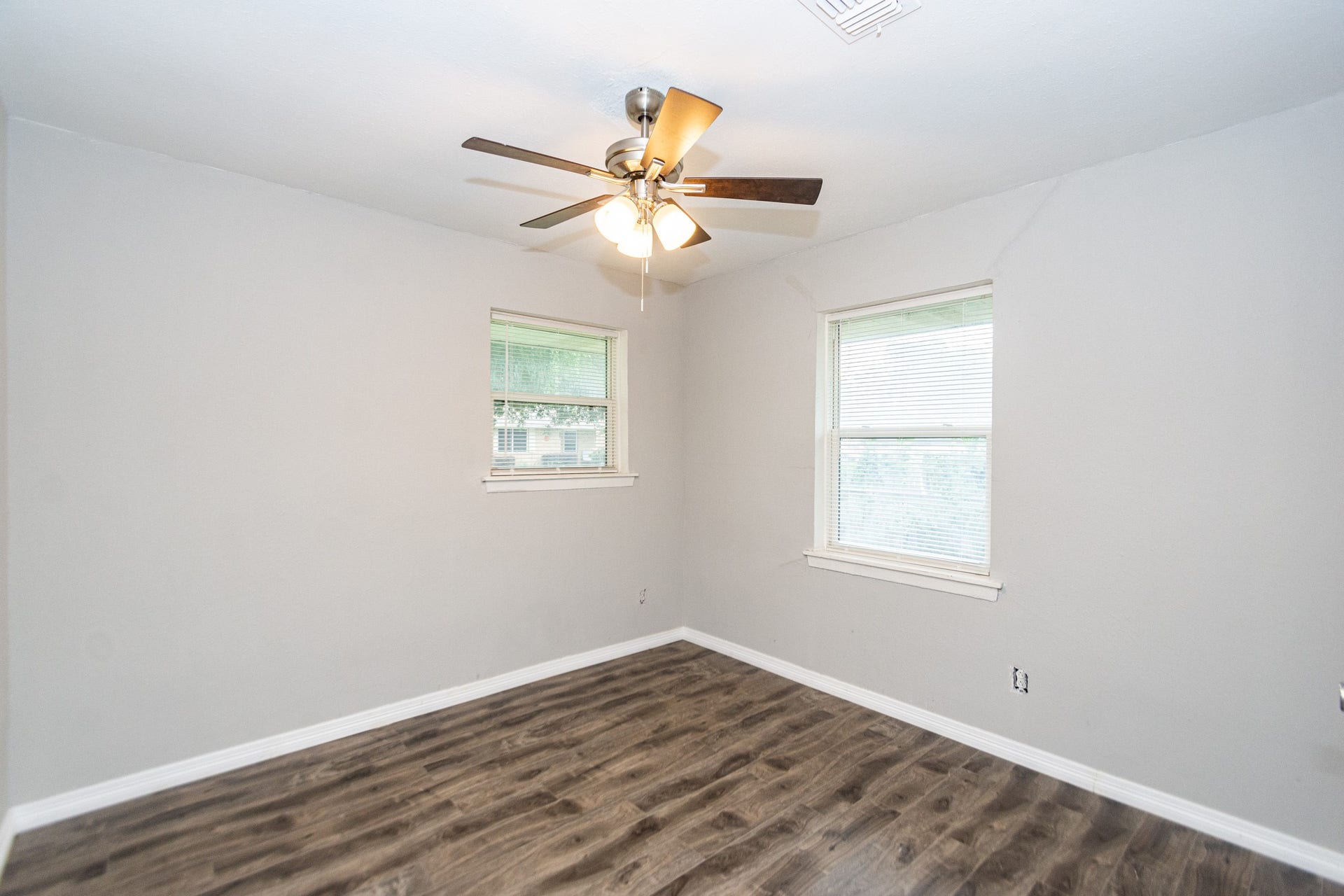 2002 Nottingham Street, Pasadena, TX 77502 2002 Nottingham Street, Pasadena, TX 77502