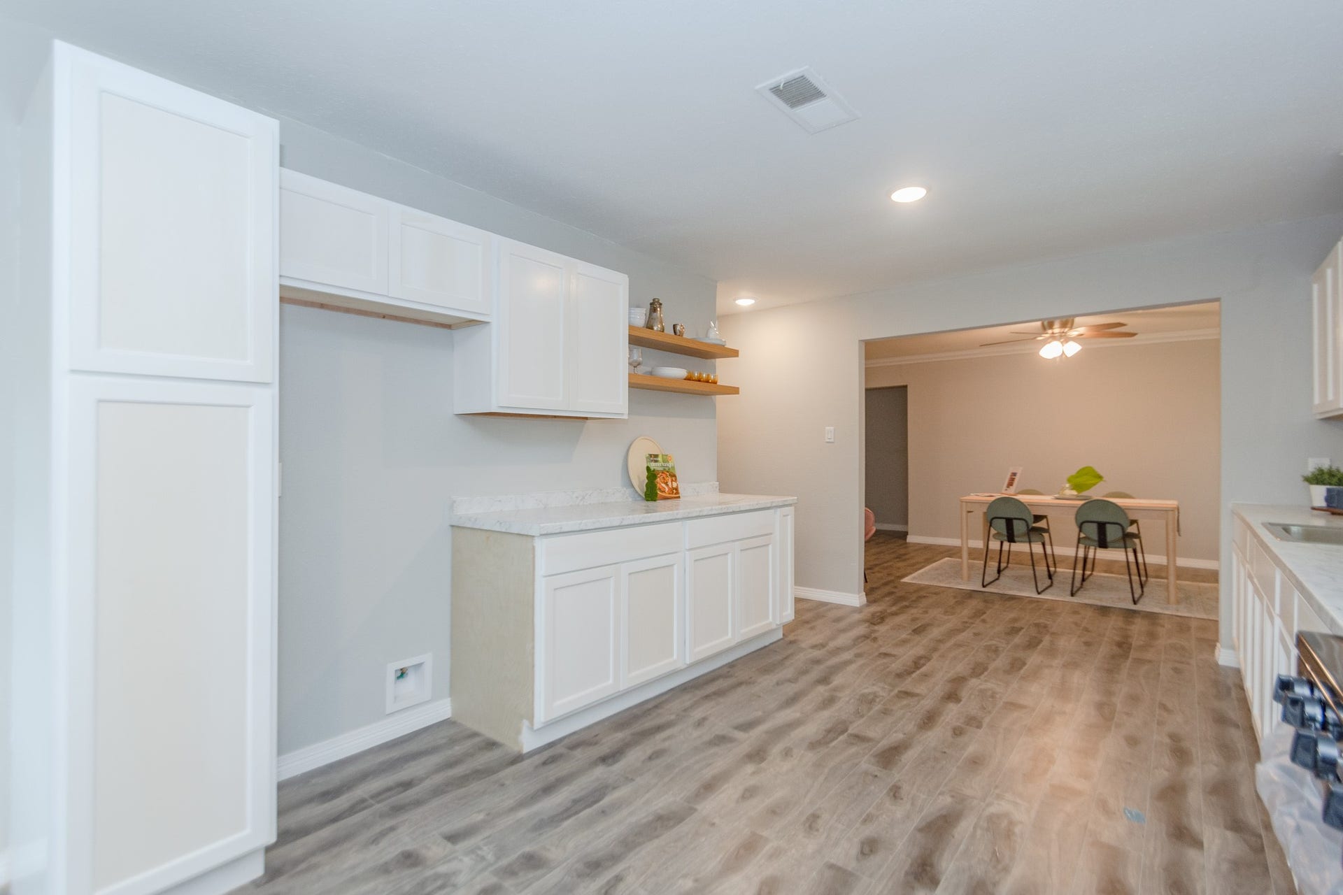 2002 Nottingham Street, Pasadena, TX 77502 2002 Nottingham Street, Pasadena, TX 77502
