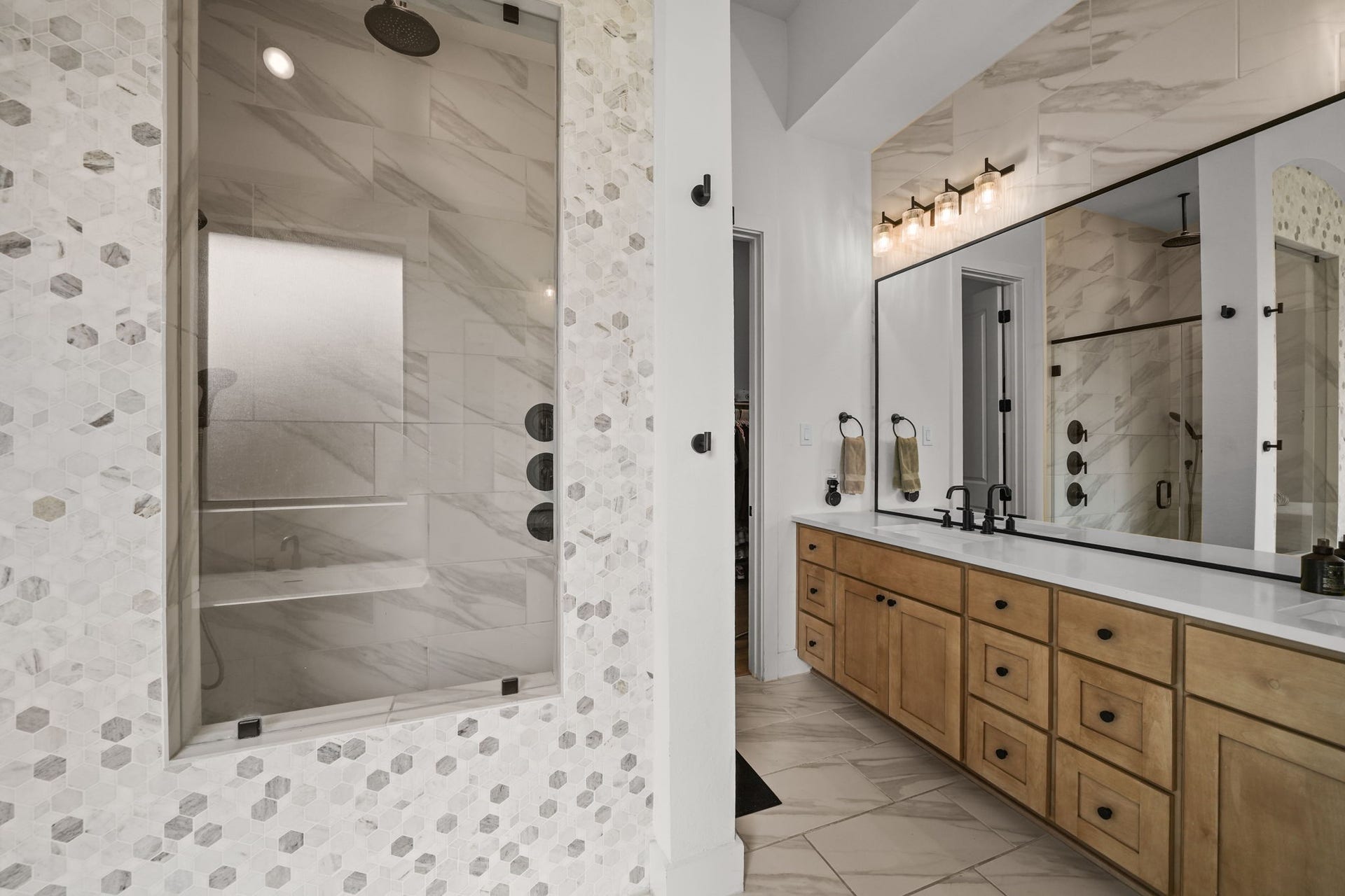 7642 Redwoods Forest Drive, Katy, TX 77493 7642 Redwoods Forest Drive, Katy, TX 77493