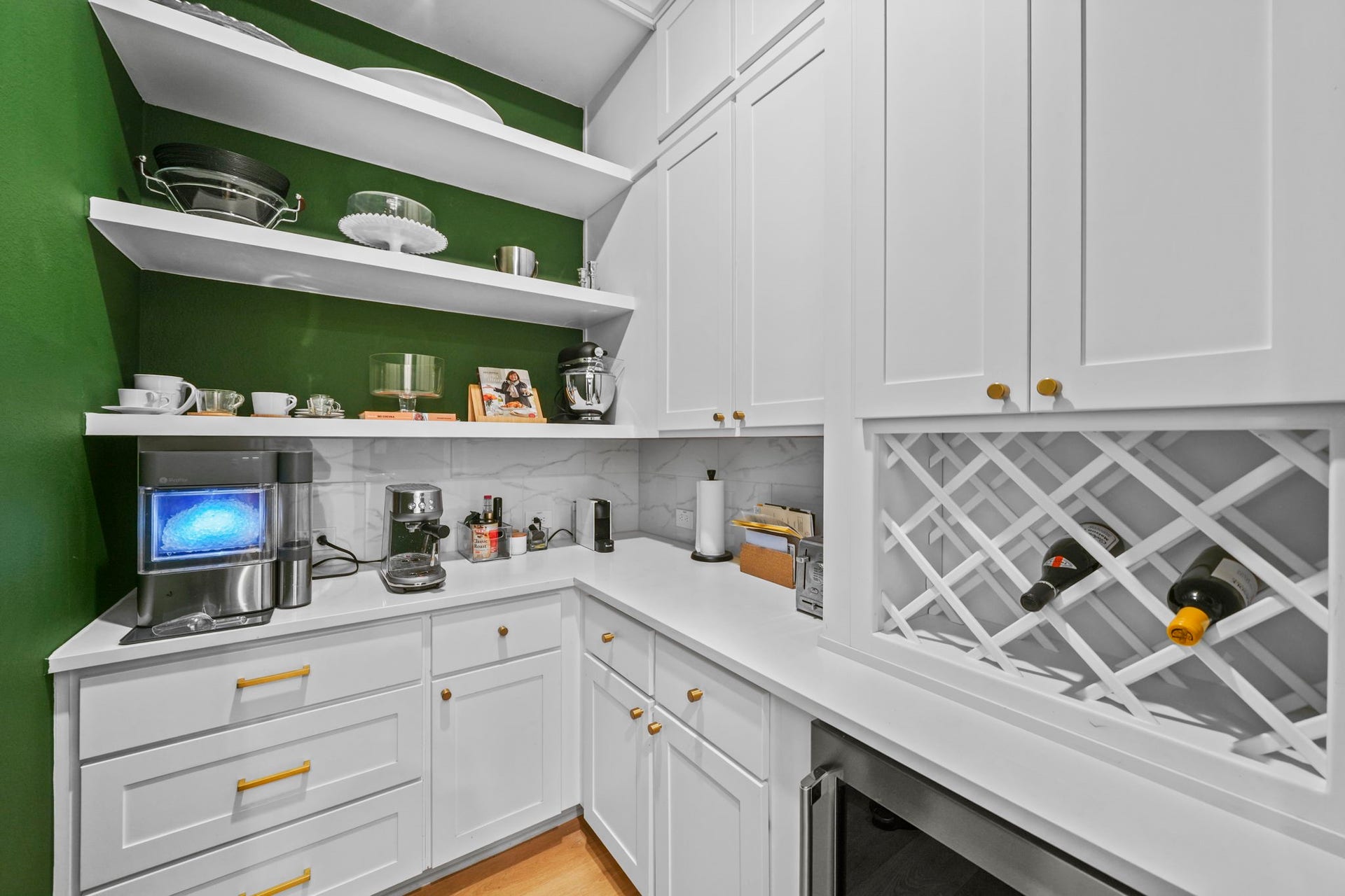 7642 Redwoods Forest Drive, Katy, TX 77493 7642 Redwoods Forest Drive, Katy, TX 77493