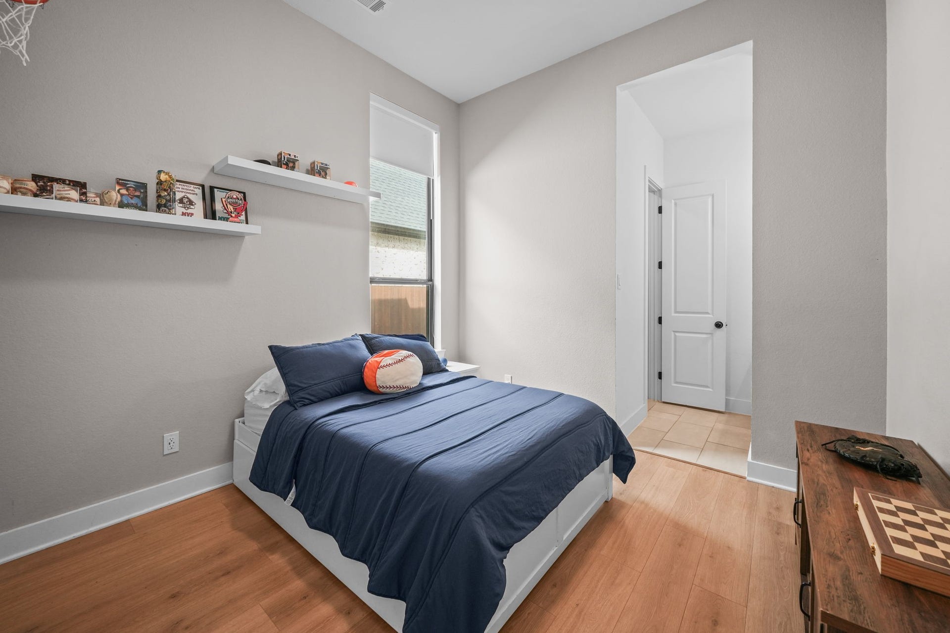 7642 Redwoods Forest Drive, Katy, TX 77493 7642 Redwoods Forest Drive, Katy, TX 77493